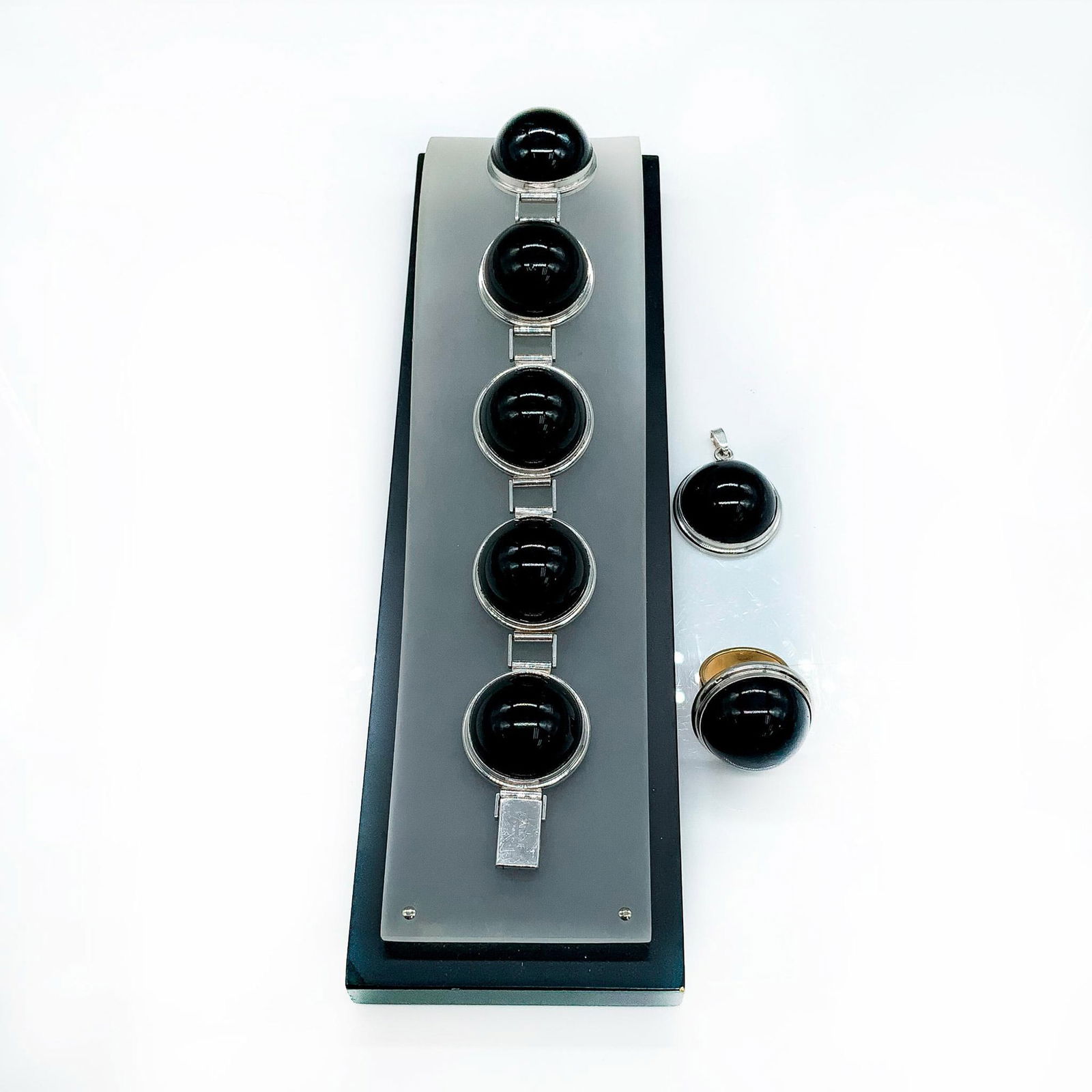 3pc Lalique Black Cabochon Bracelet, Pendant, 14K Gold Ring (1 of 2)