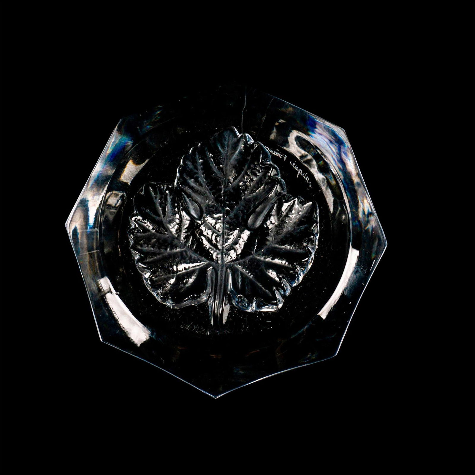 Lalique Crystal Paperweight, Boulogne (1 of 2)