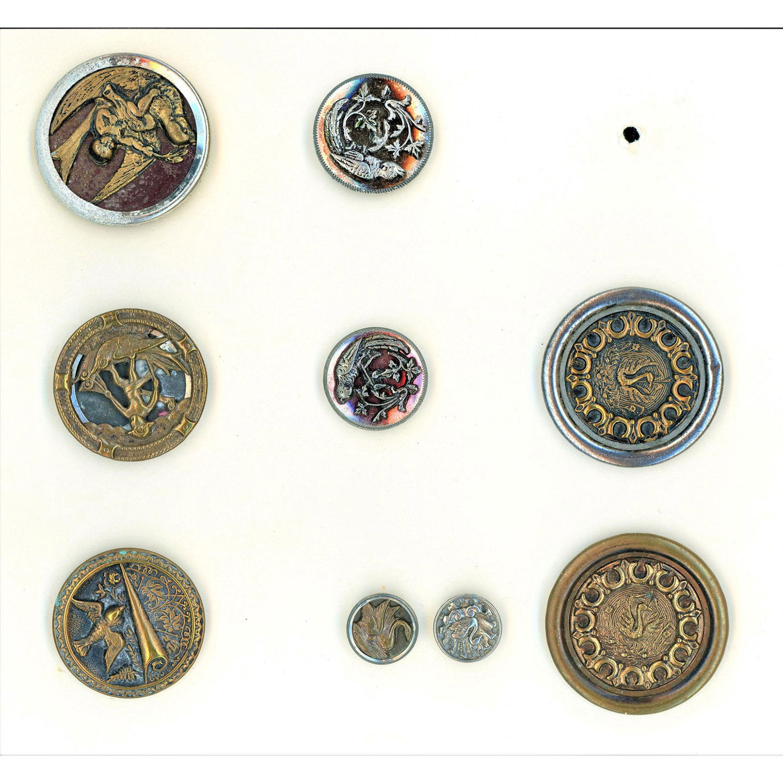 3 Cards of Division One Assorted Bird Picture Buttons (1 of 5)