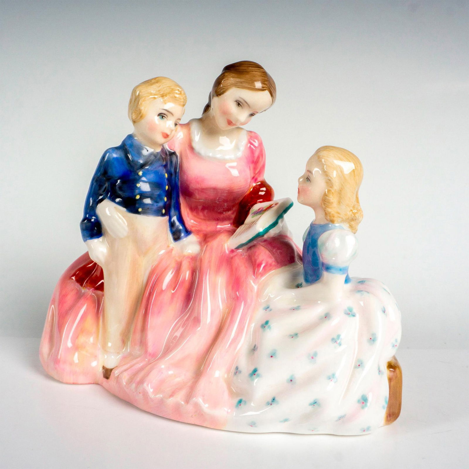 Bedtime Story - HN2059 - Royal Doulton Figurine (1 of 3)