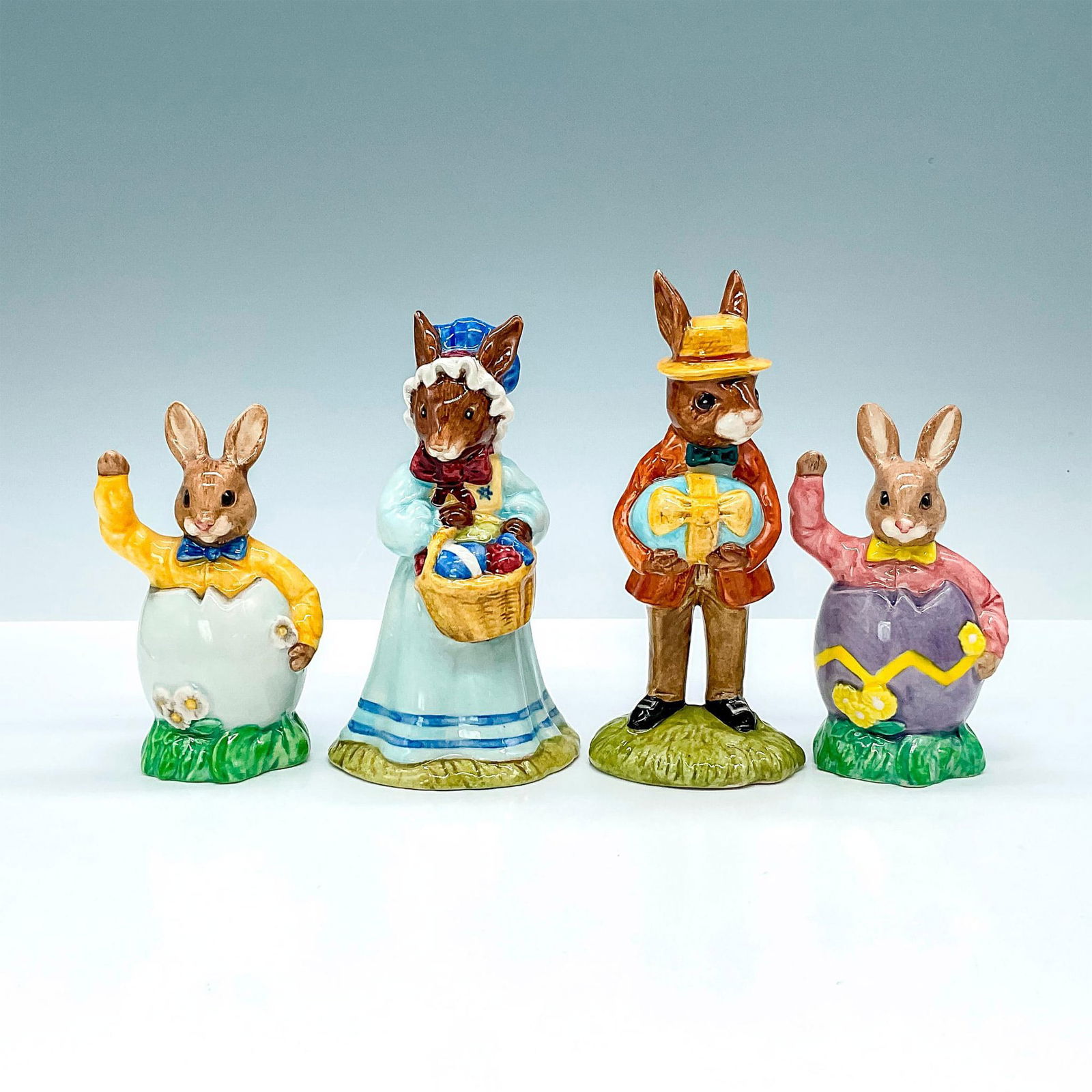 4pc Royal Doulton Bunnykins, Easter Parade (1 of 3)