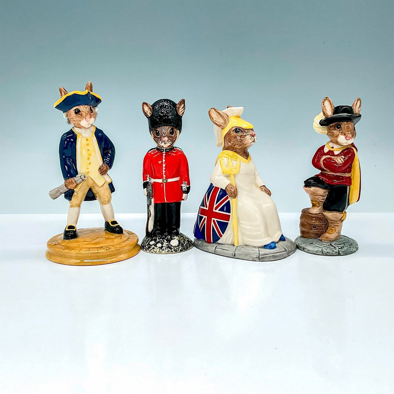 4pc Royal Doulton Bunnykins, English Heritage (1 of 3)