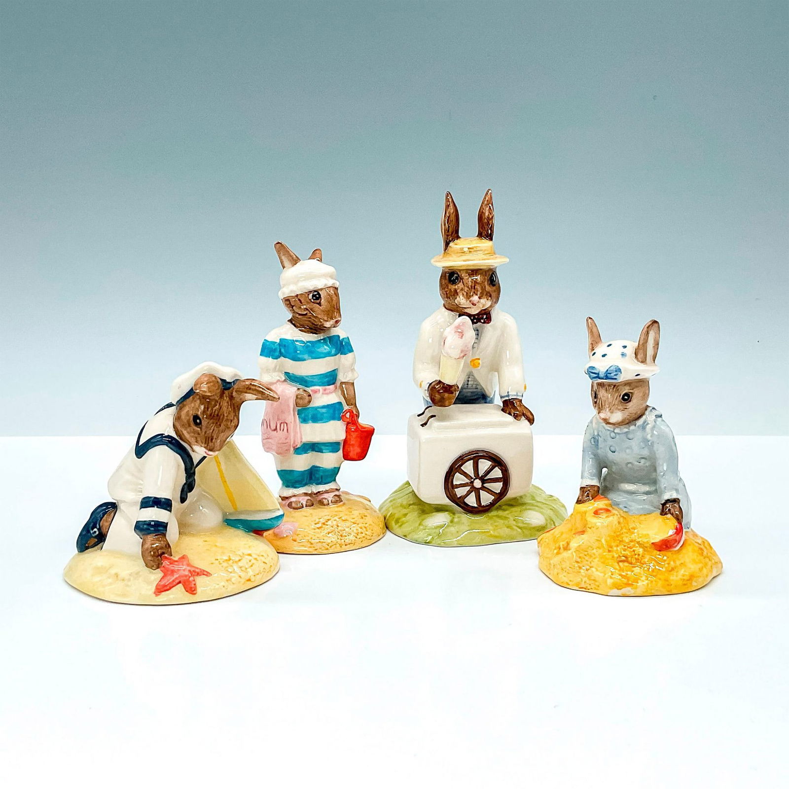 4pc Royal Doulton Bunnykins, Seaside Figurine Grouping (1 of 3)
