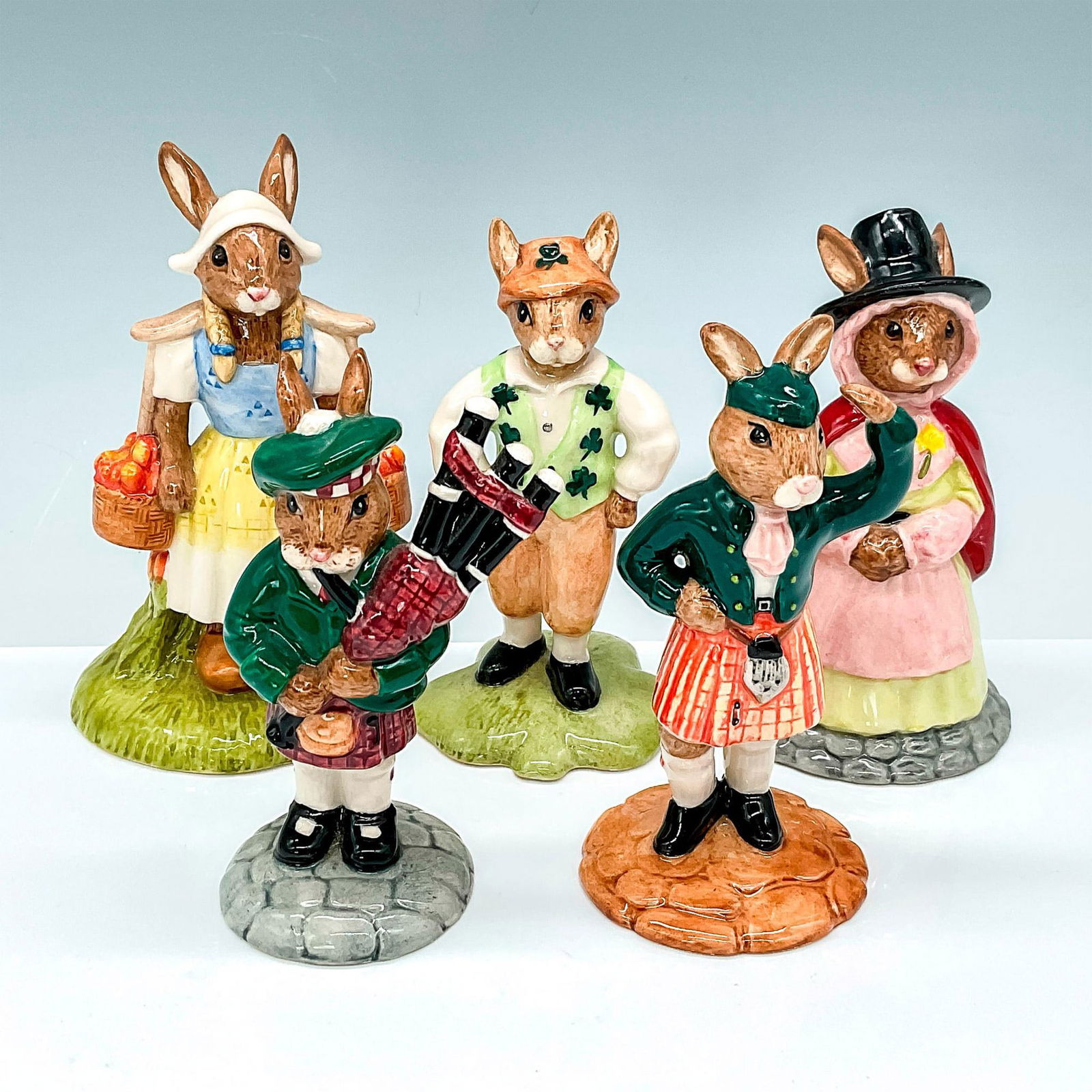 5pc Royal Doulton Bunnykins of the World (1 of 3)