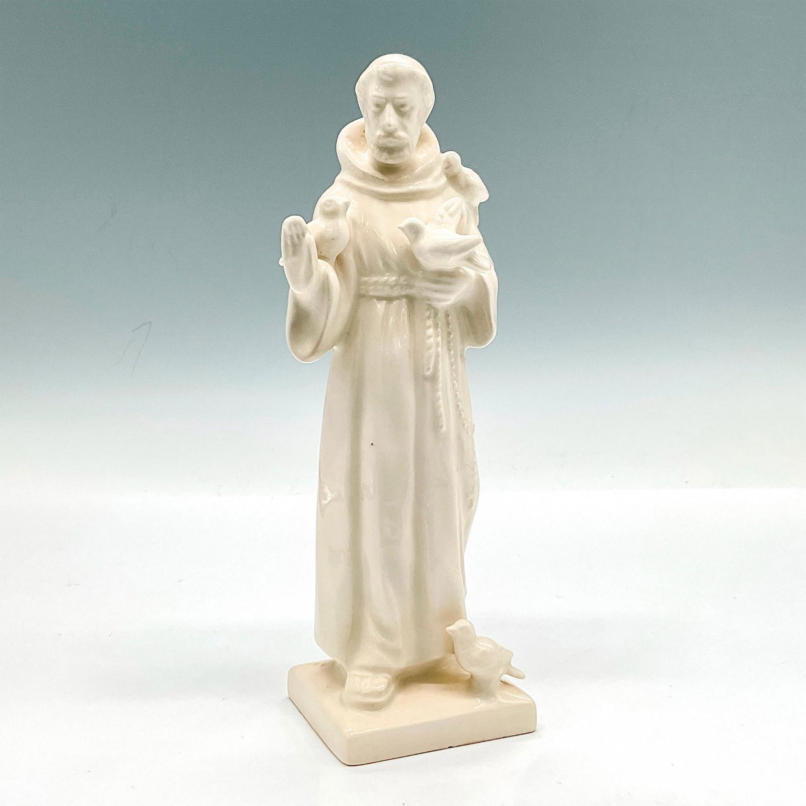 Goebel Hummel Ceramic Figurine, St. Francis of Assisi (1 of 4)