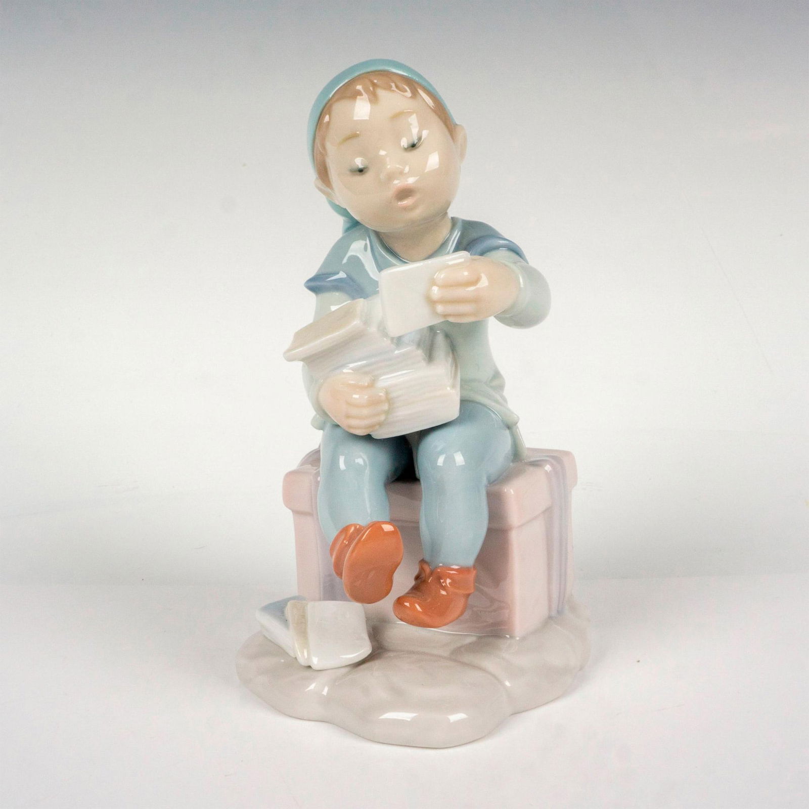 Delivering Magic 1006898 - Lladro Porcelain Figurine (1 of 4)