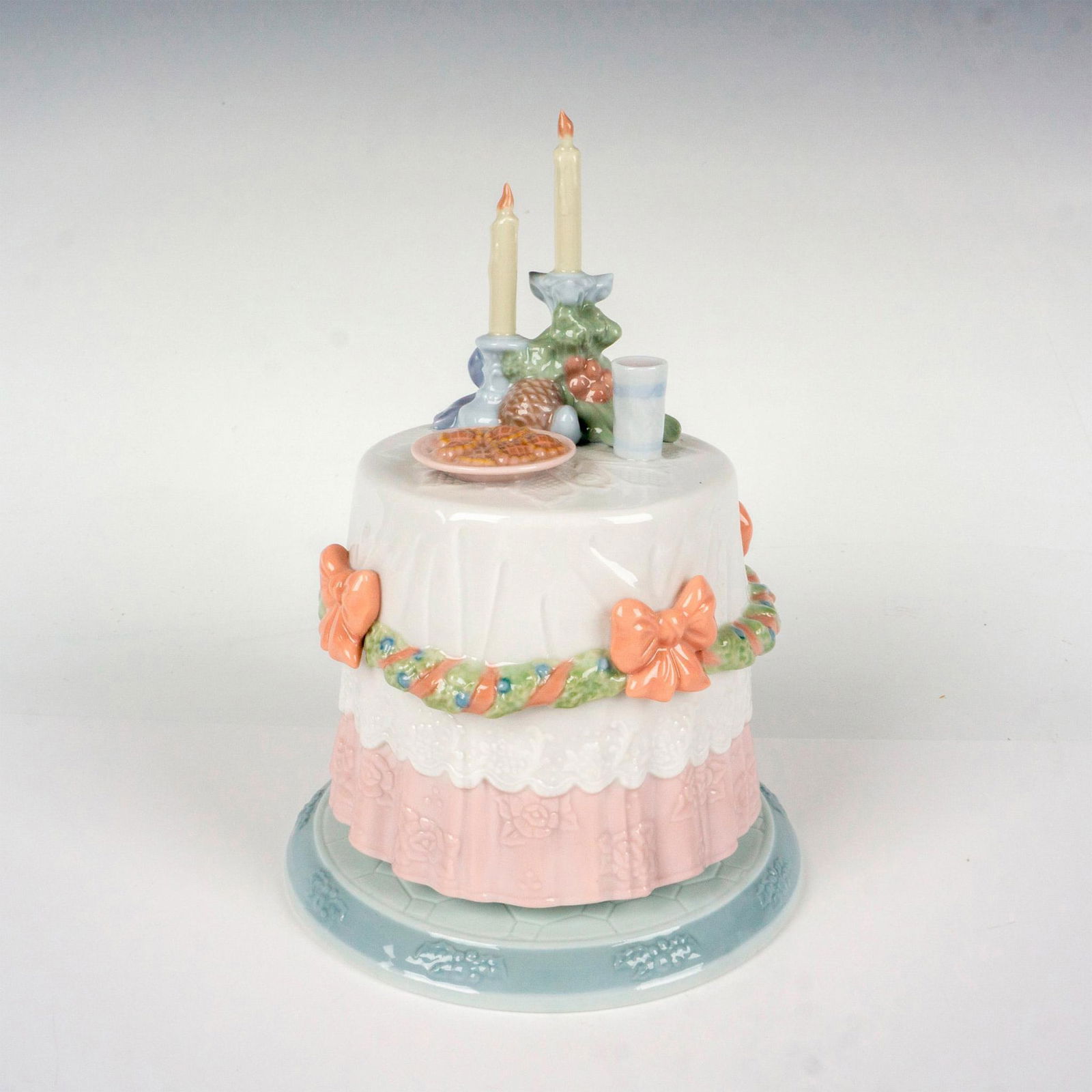 Cookies For Santa 1006675 - Lladro Porcelain Figurine (1 of 4)