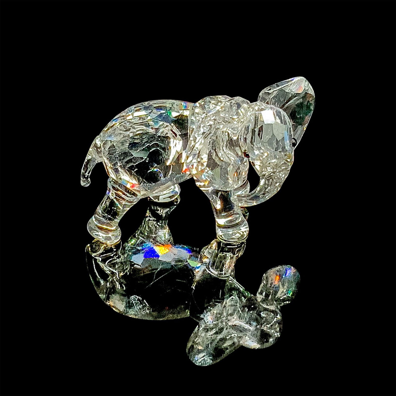 Swarovski Crystal Figurine, Little Elephant 674587 (1 of 4)