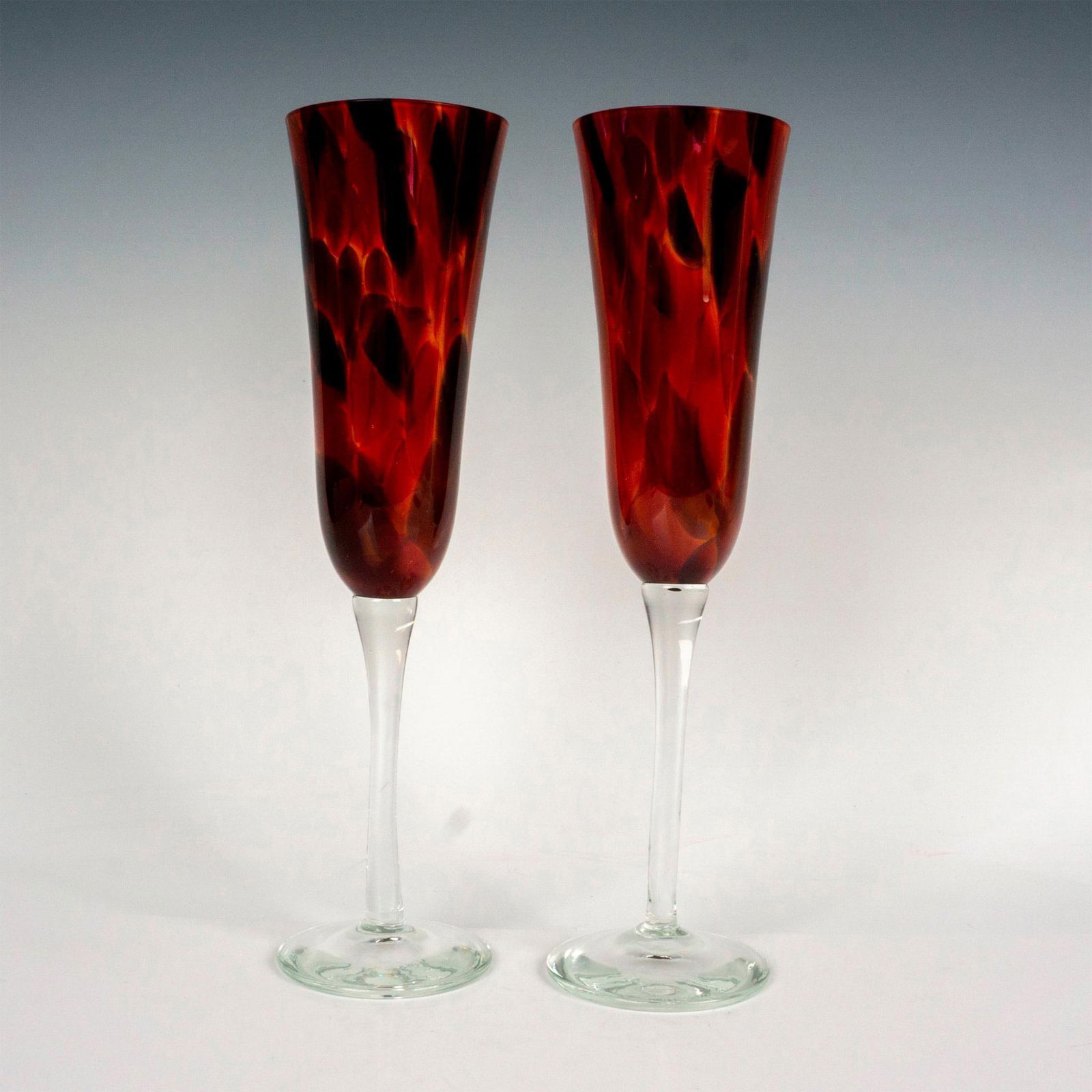 2pc The Glass Forge Champagne Flute, Venetian-Style Red (1 of 4)