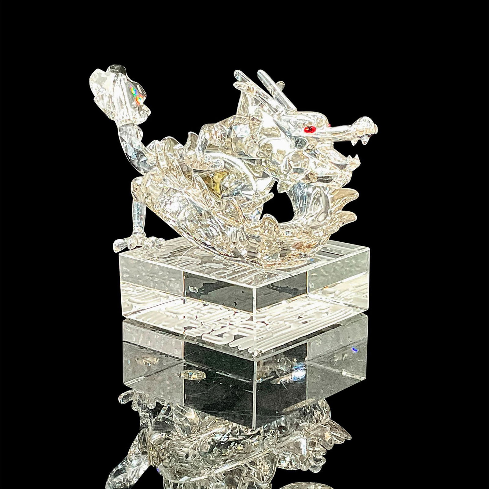 Swarovski Crystal Figurine, Chinese Zodiac Dragon 1075151 (1 of 3)