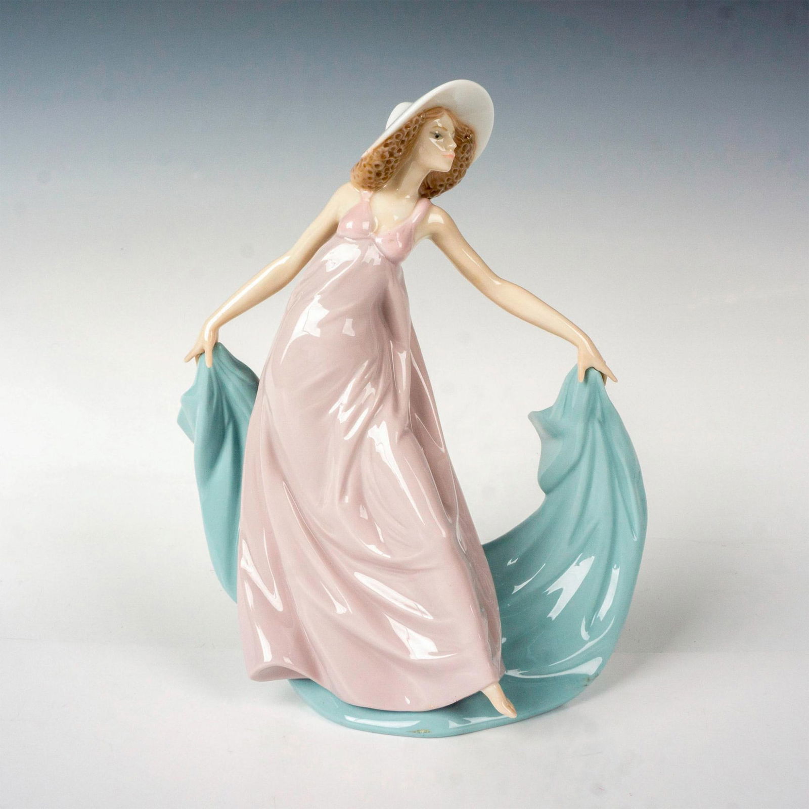 Spring Dance 1005663 - Lladro Porcelain Figurine (1 of 3)