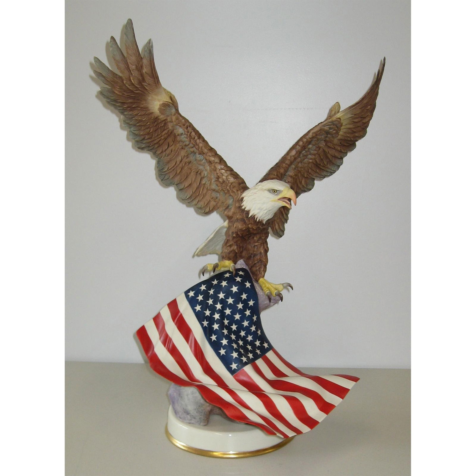 Boehm Limited Edition Bird Figurine, Patriot Eagle II 40400 (1 of 5)