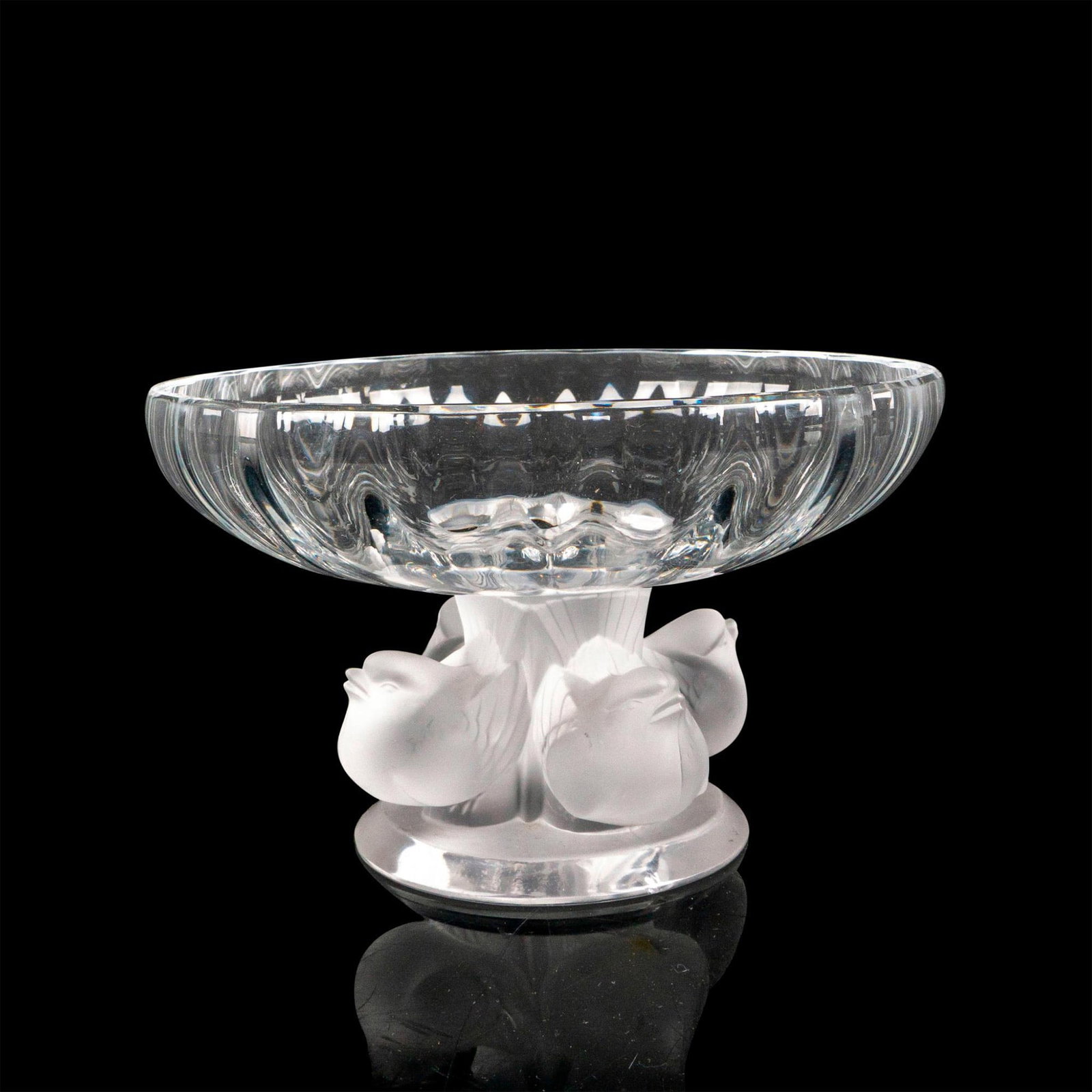 Lalique Crystal Bowl, Nogent: An elegant clear crystal bowl atop a frosted crystal sparrow base. Lalique France etched backstamp. Dimensions: 5.5"W x 3.5"H Manufacturer: Lalique Country of Origin: France
