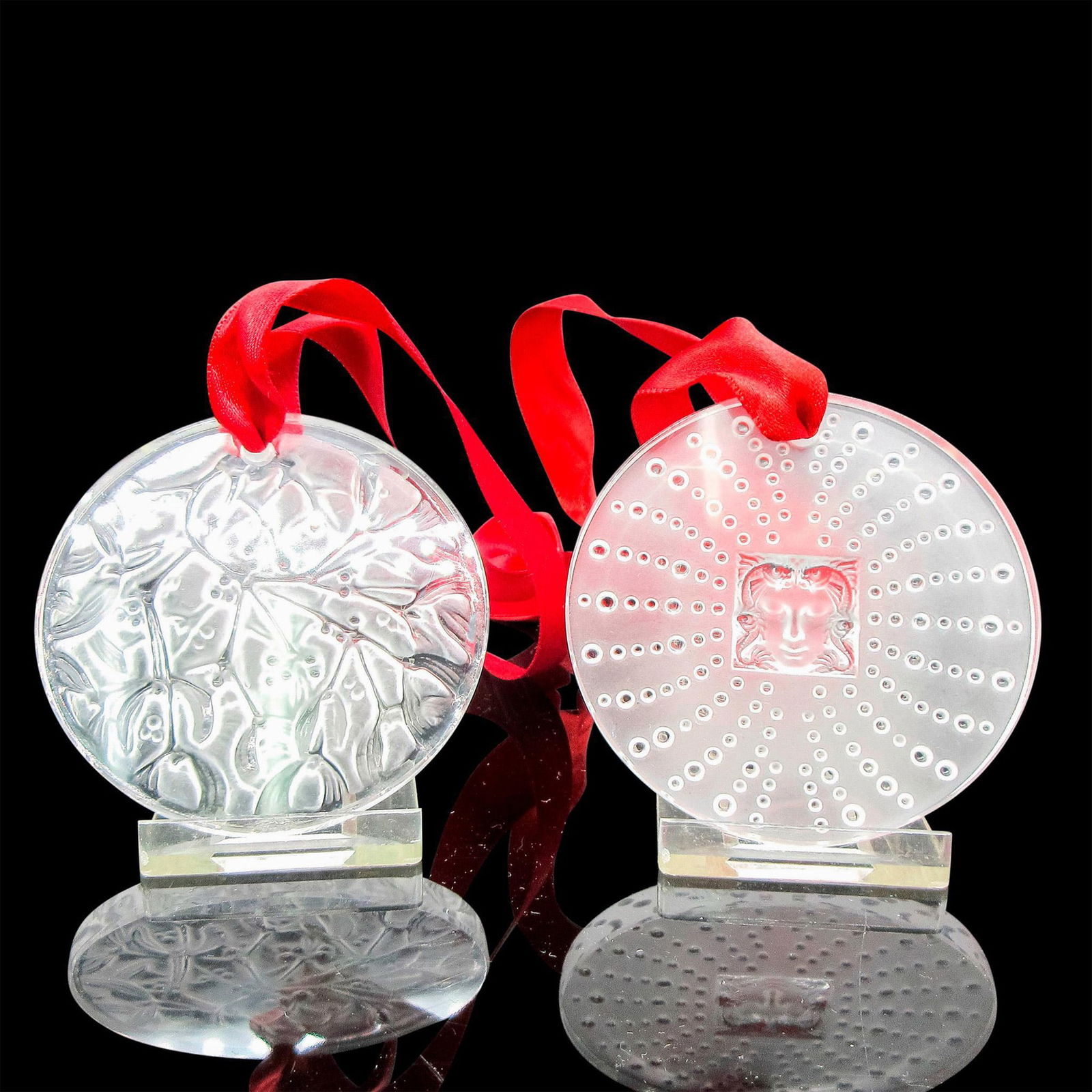 2pc Lalique Crystal Christmas Ornaments (1 of 3)