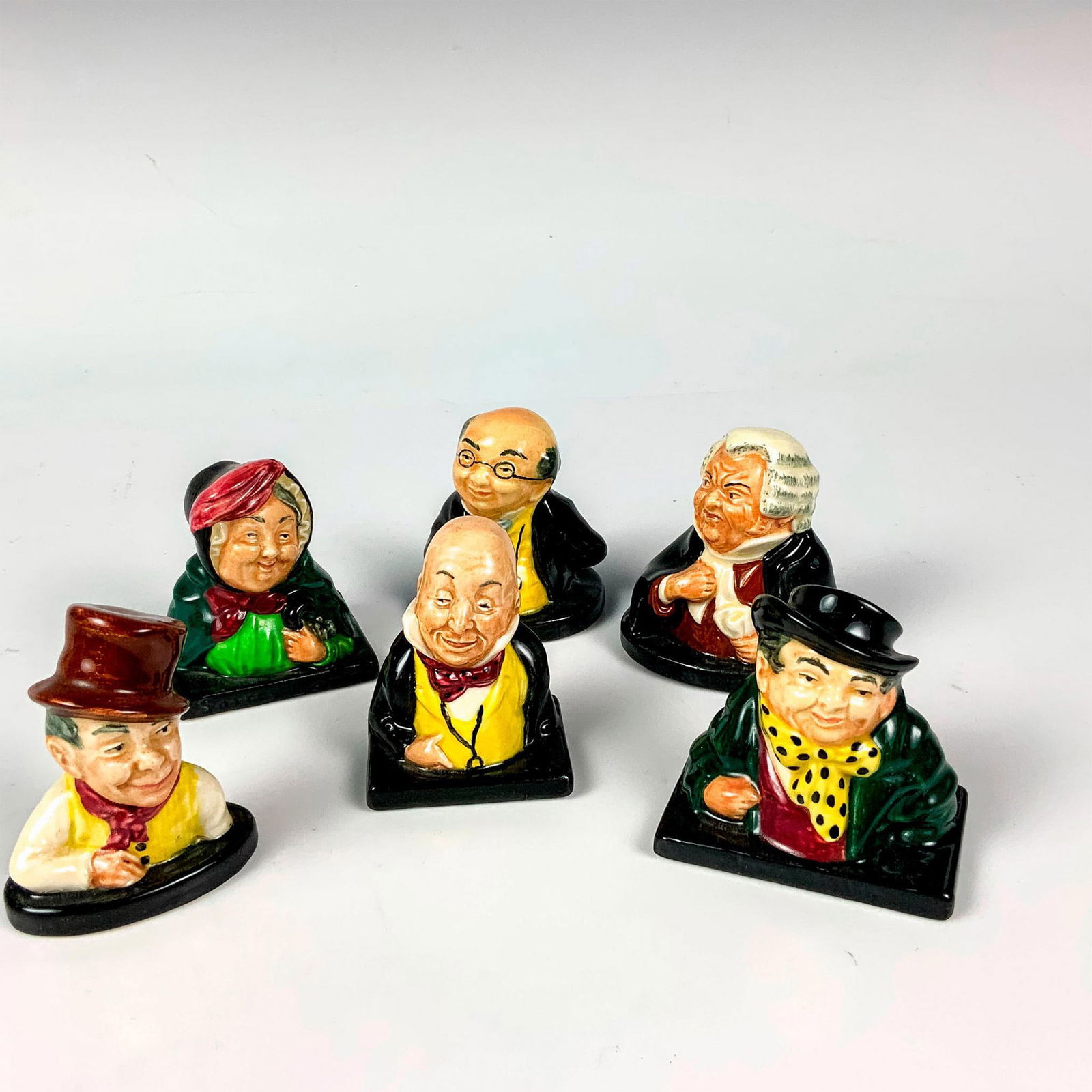 Lot of 6 Royal Doulton Charles Dickens Busts (1 of 3)