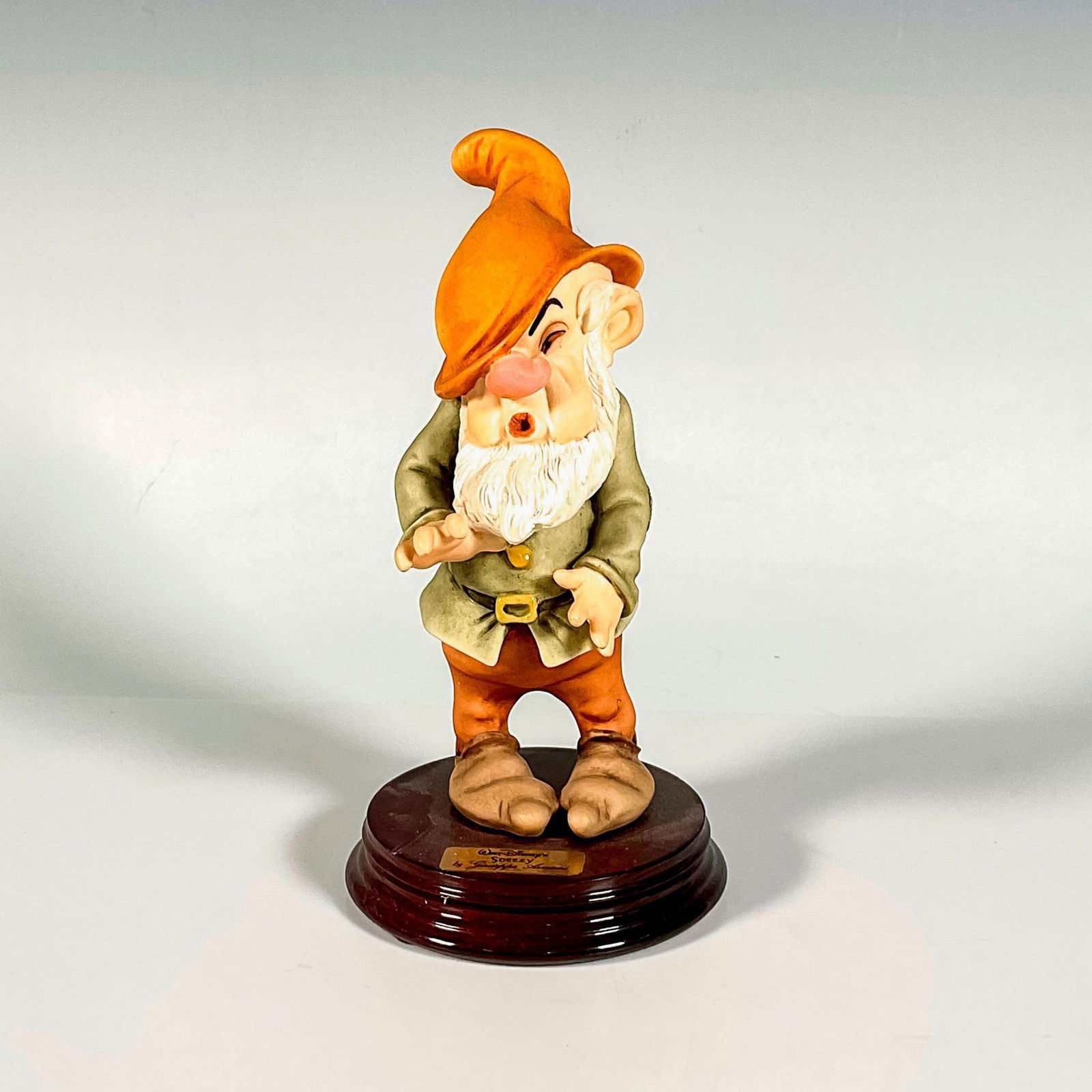 Florence Giuseppe Armani Disney Figurine, Sneezy (1 of 4)