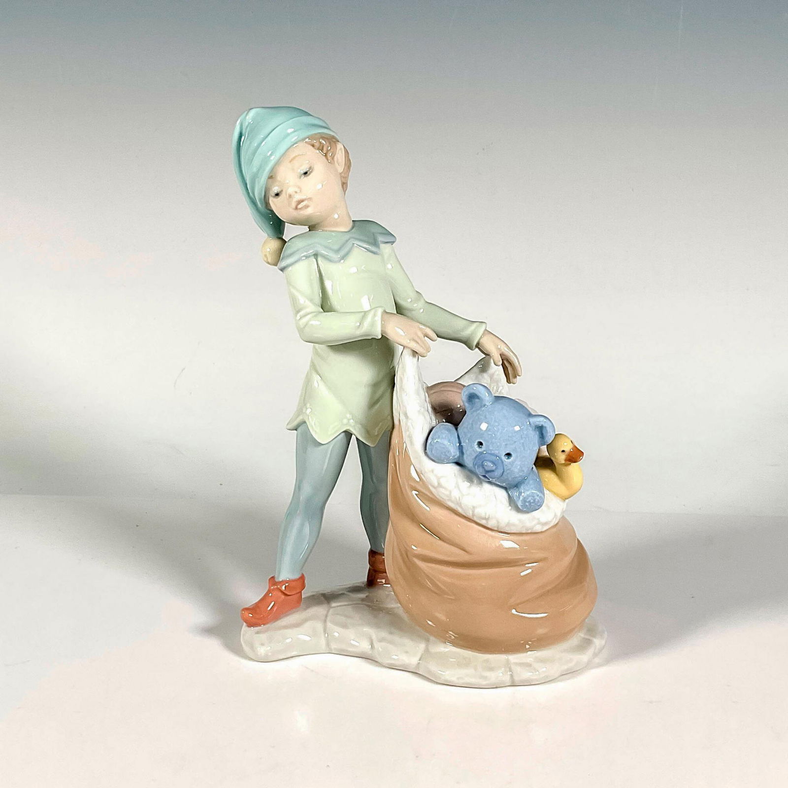 リヤドロ 6313 ロスト・イン・ドリームス IMG_0858.jpg?v=1571943135&