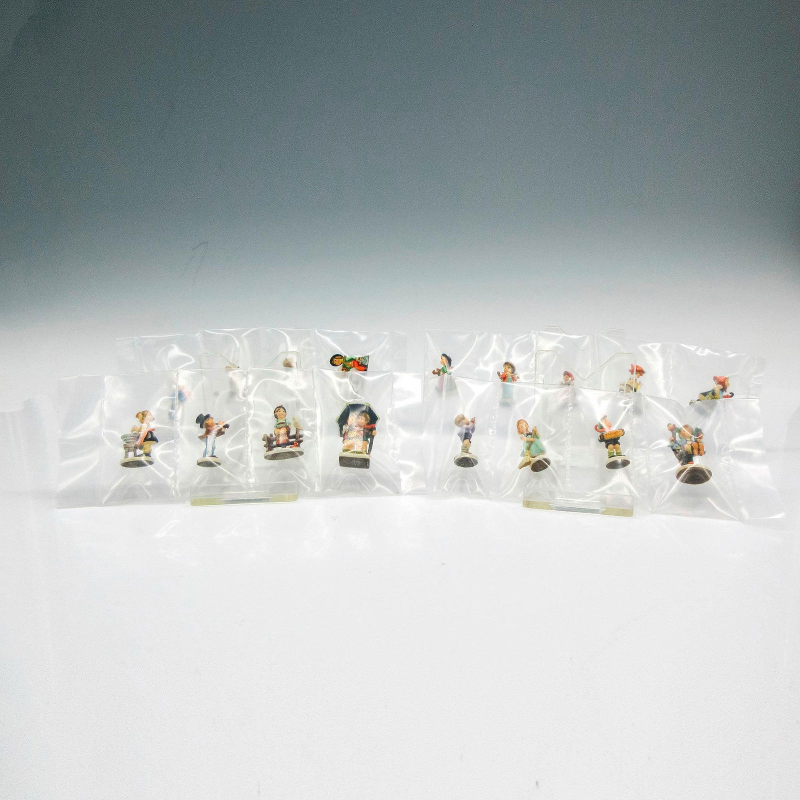17PC Goebel Resin Miniature Figurines (1 of 3)