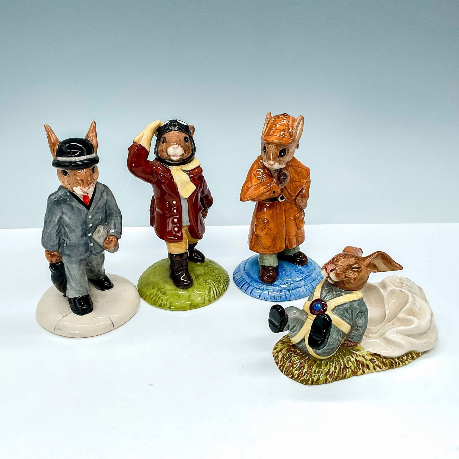 4pc Royal Doulton Bunnykins, Professional Figurine Grouping (1 of 3)