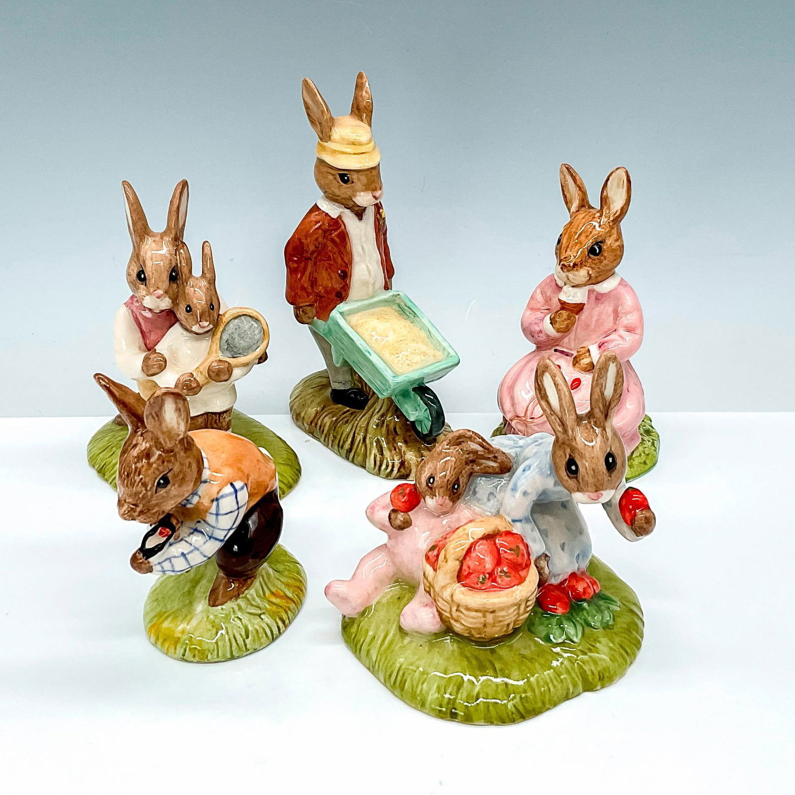 5pc Royal Doulton Bunnykins, Family Garden Figurines Signed (1 of 3)