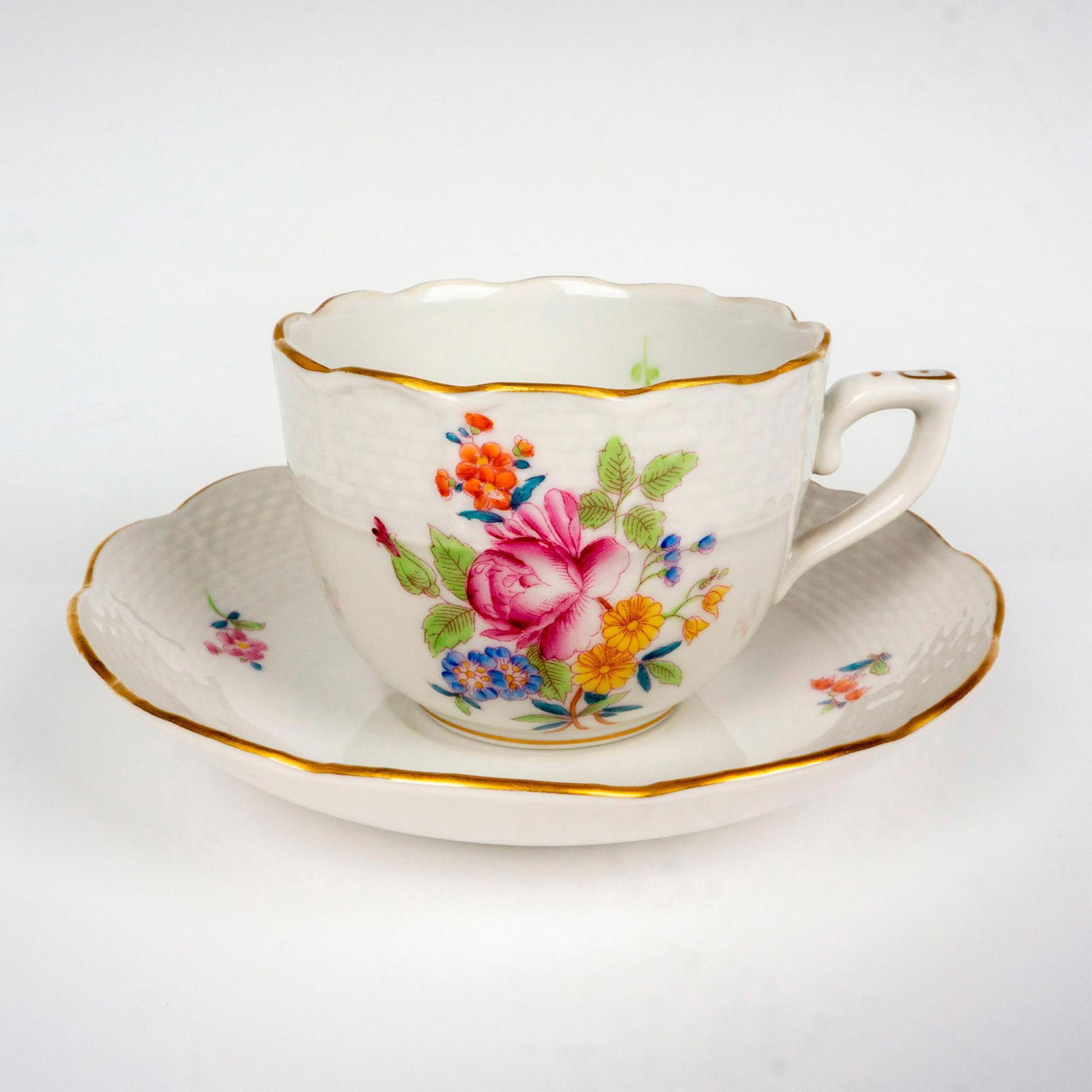 2pc Herend Demitasse Cup and Saucer Set, Queen Victoria (1 of 3)