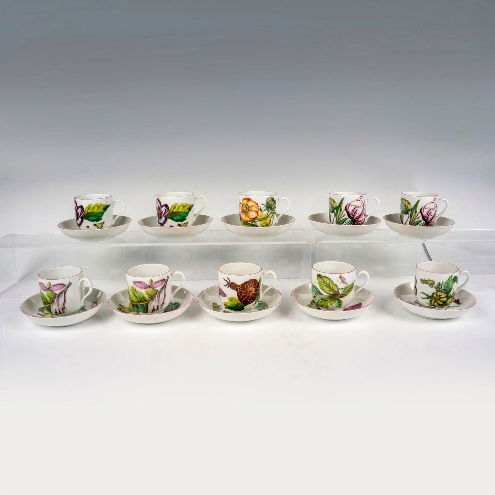 20pc Vista Alegre Mottahedeh China Cups and Saucers (1 of 4)