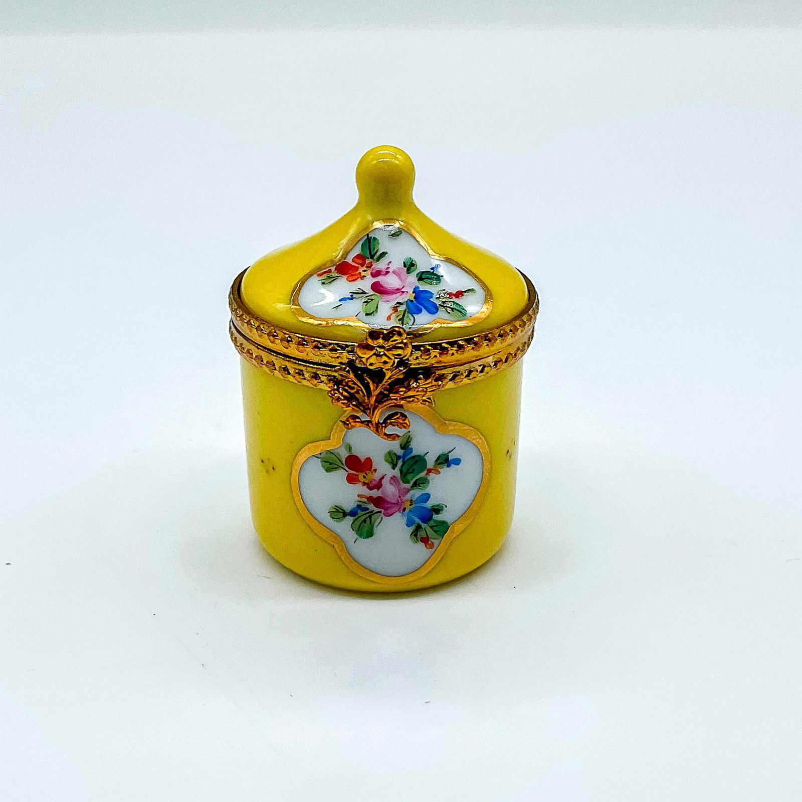 S.C. Porcelain Limoges Floral Box (1 of 4)