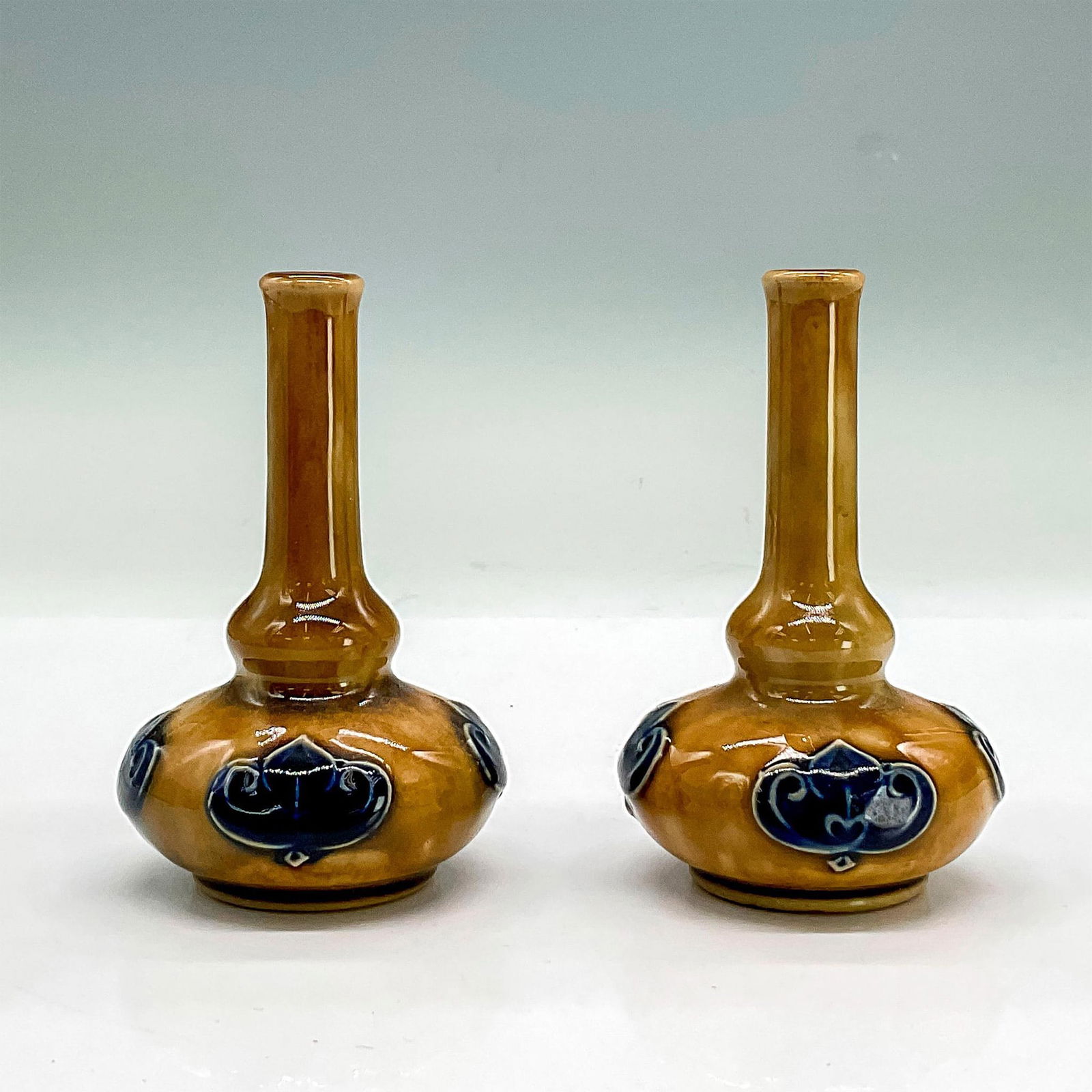 2pc Royal Doulton Miniature Stoneware Vases (1 of 3)