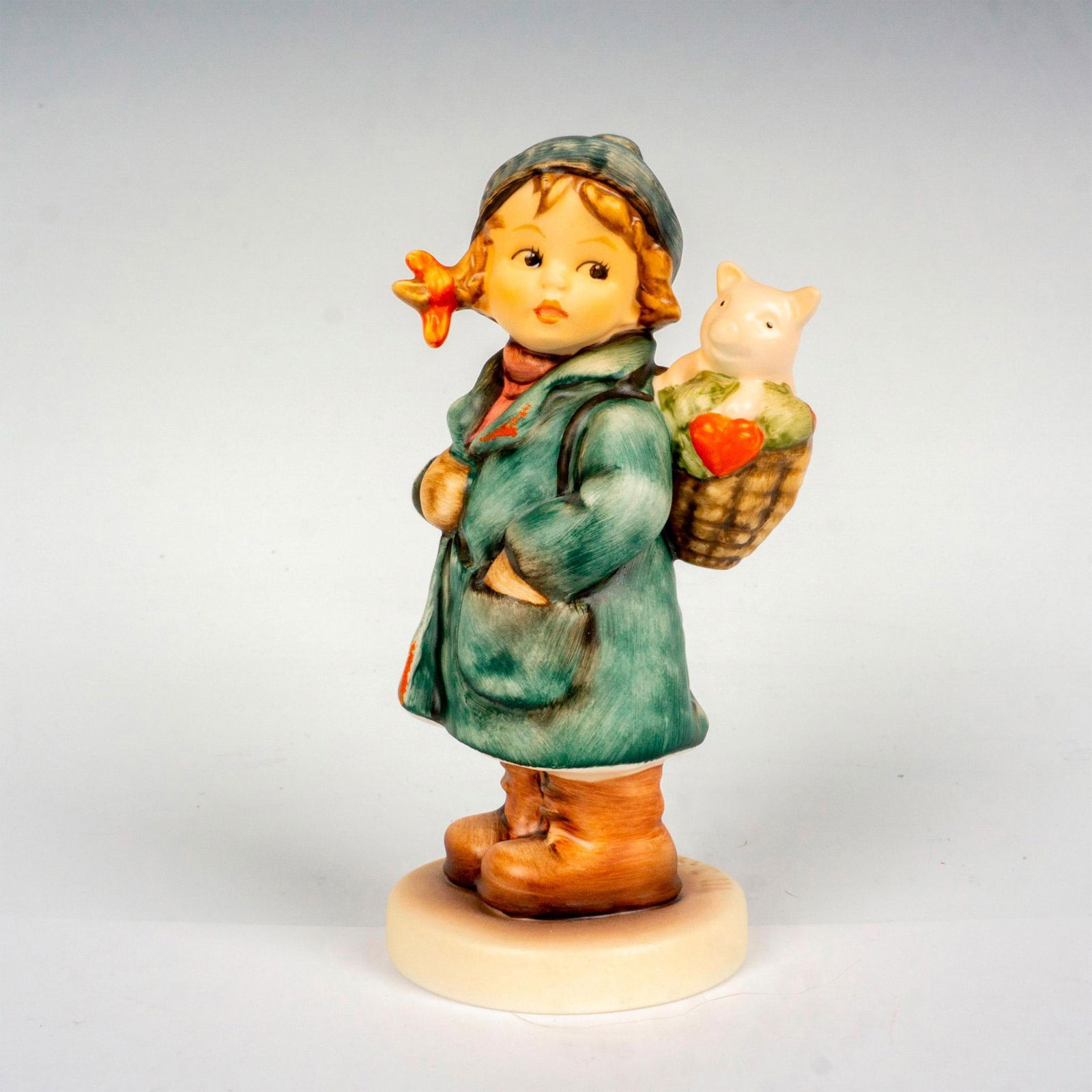 Goebel Hummel figurine, Lucky Friend HUM 2235 (1 of 3)