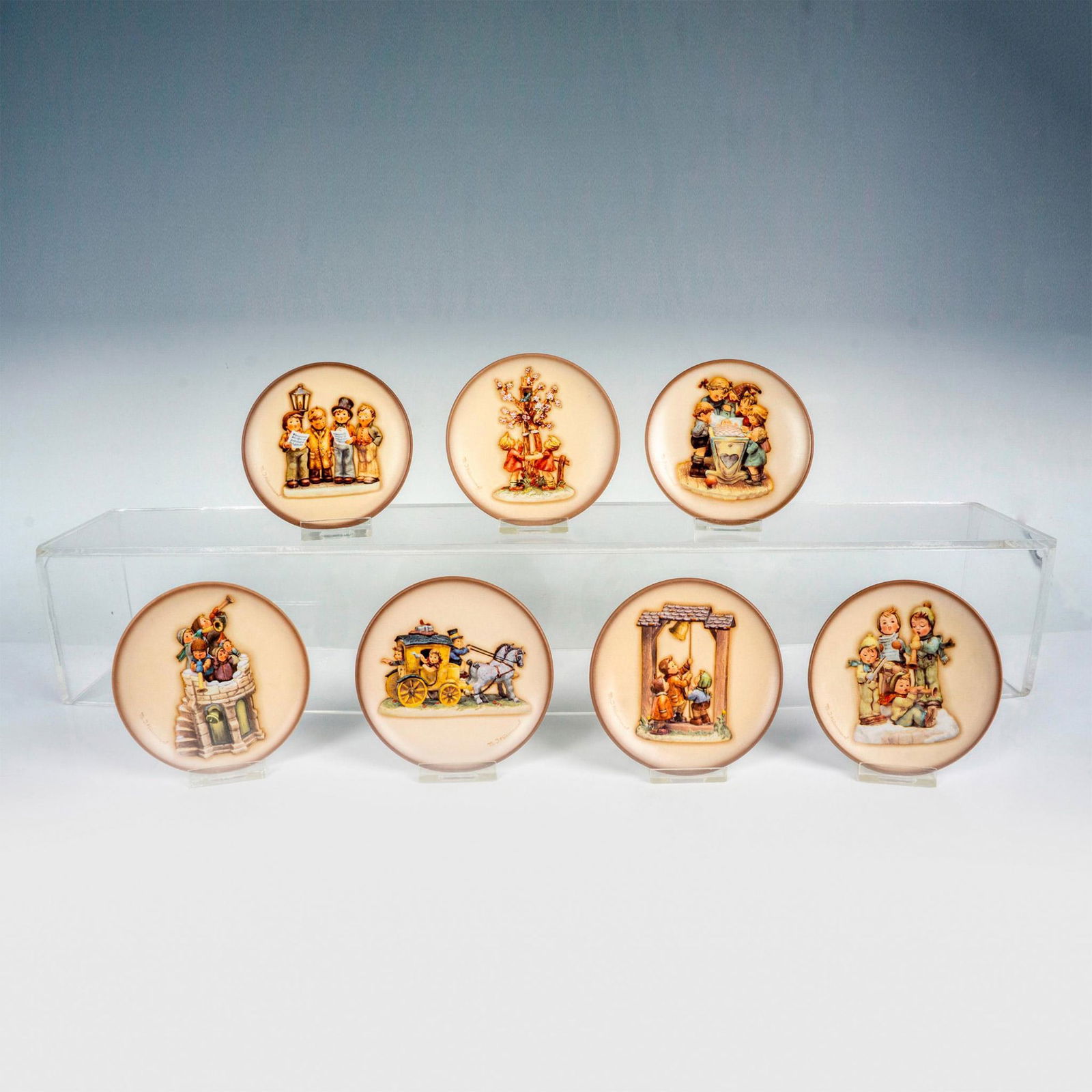 7pc Goebel Hummel Mini Collectible Plates (1 of 2)