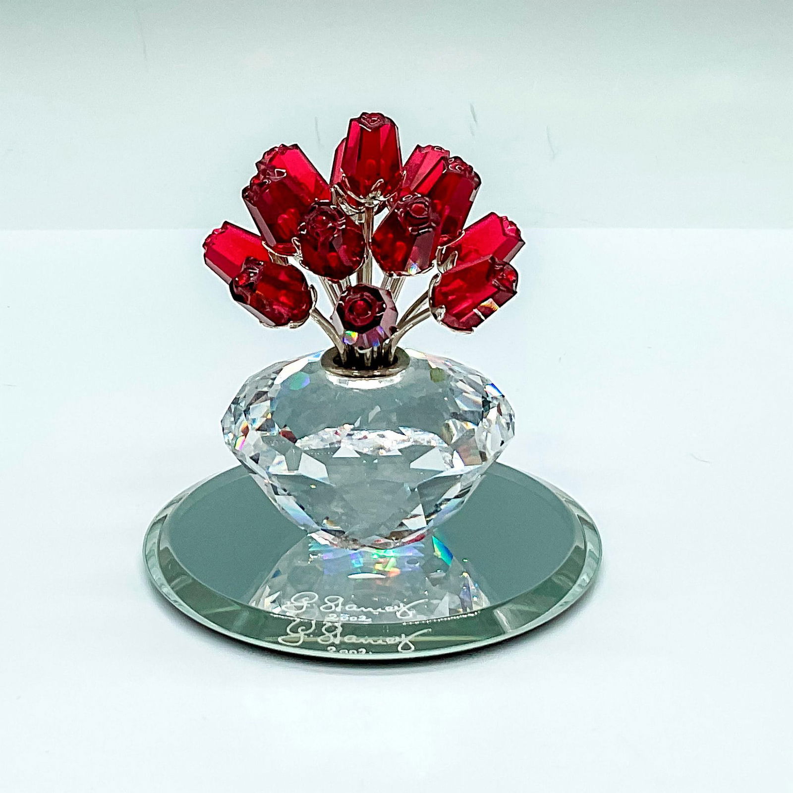 Swarovski SCS Crystal Figurine, 2002 Vase Roses + Base (1 of 2)