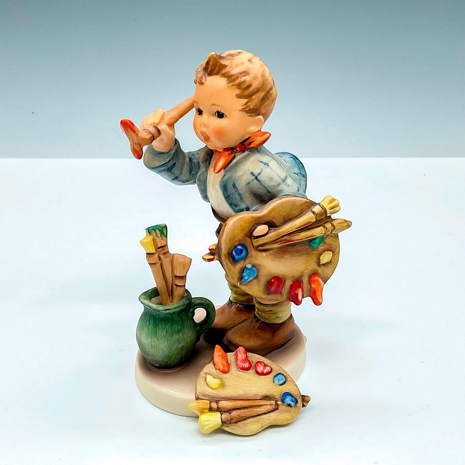 2pc Goebel Hummel Porcelain Figurine, The Artist & Pin (1 of 3)