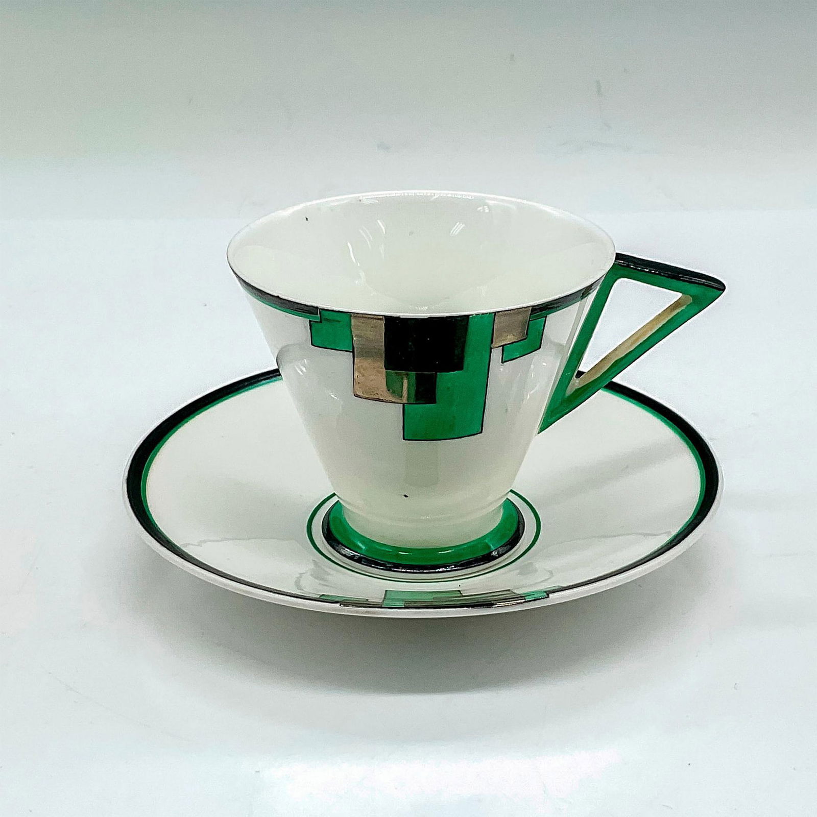 Shelley China Teacup and Saucer Set (1 of 3)