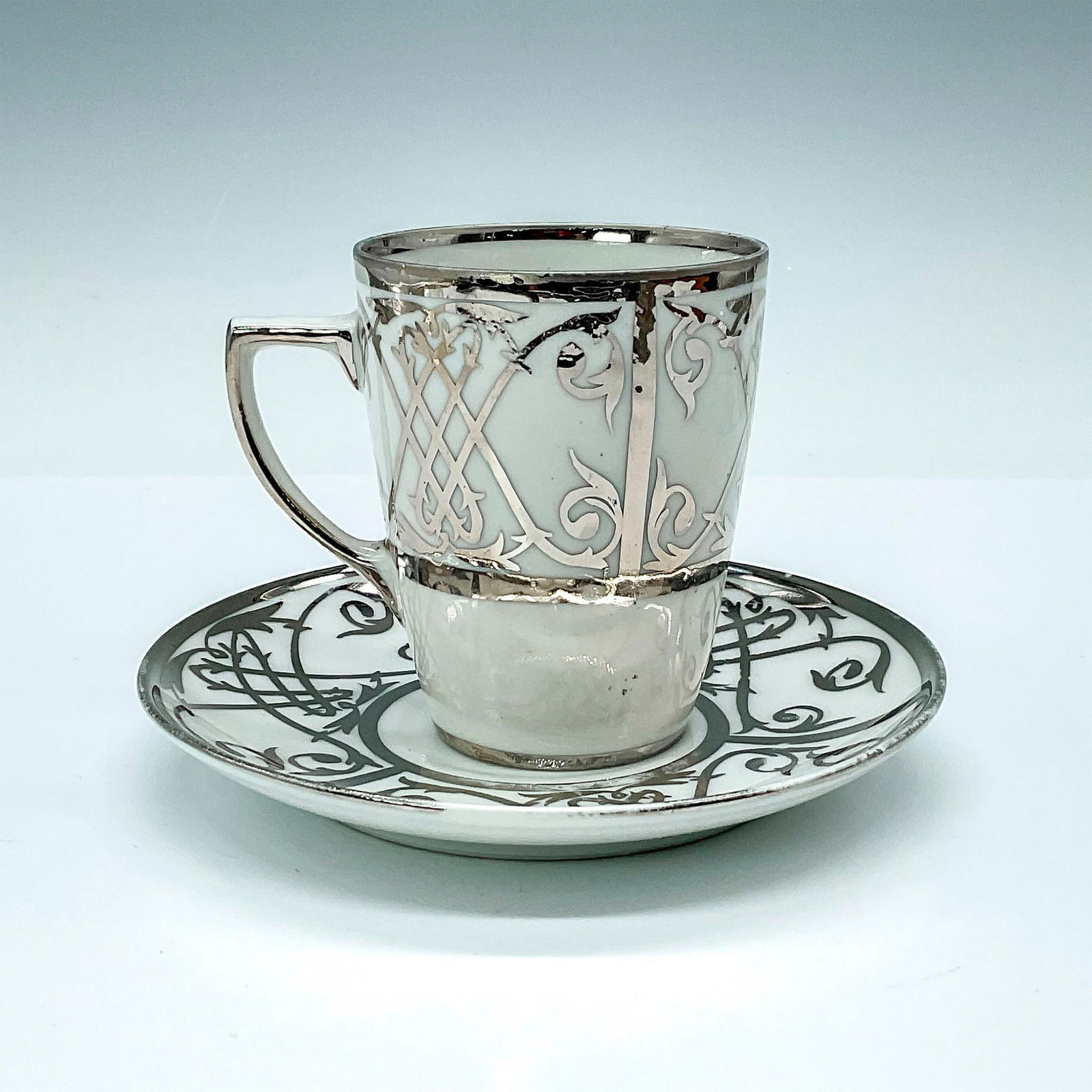 W G & Co Limoges Teacup and Saucer Set (1 of 3)