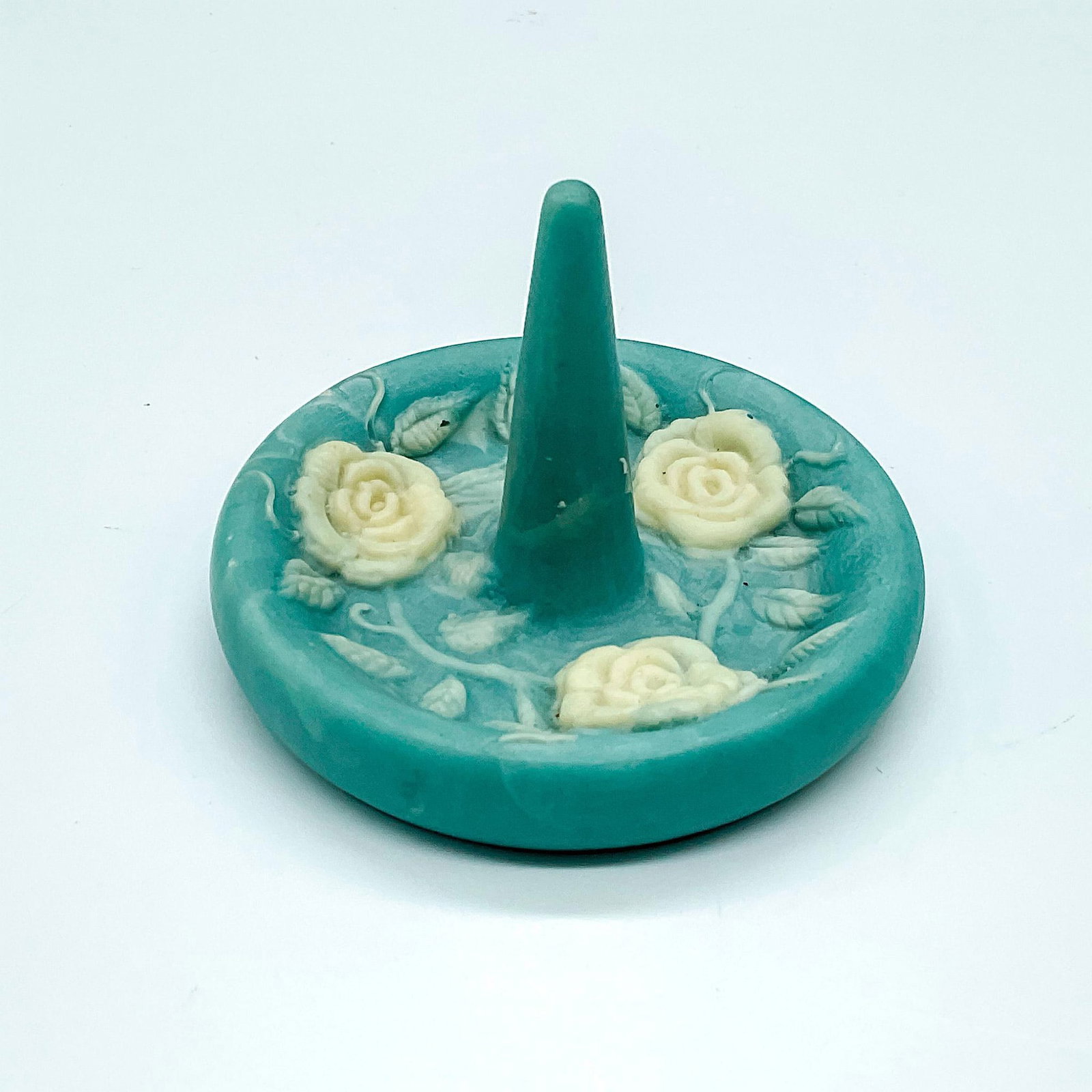 Vintage Soapstone Ring Dish, Light Blue with Roses: Charming ring dish with the nostalgic feel of light blue soapstone decorated with white roses. Issued: 20th century Dimensions: 2.5"H x 3.75" dia.