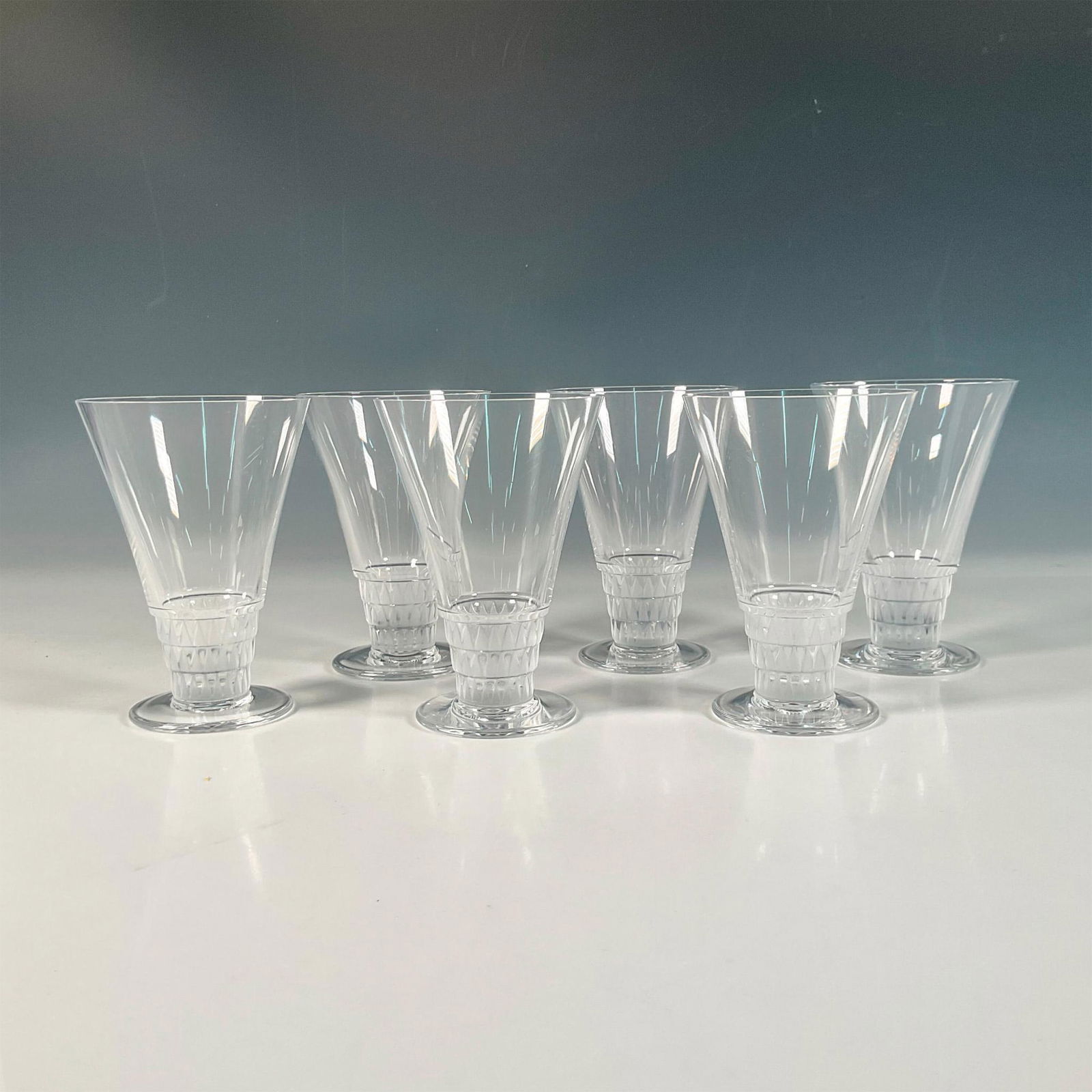 6pc Lalique Crystal, Bourgueil Water Goblets (1 of 4)