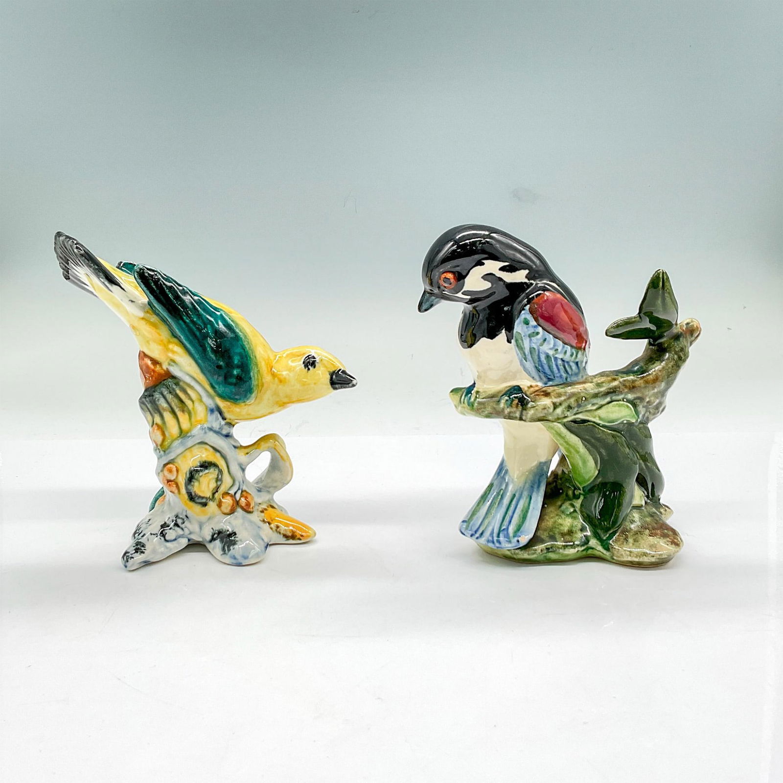 2pc Stangl Figurines, Yellow Warbler + Chestnut Chickadee (1 of 3)