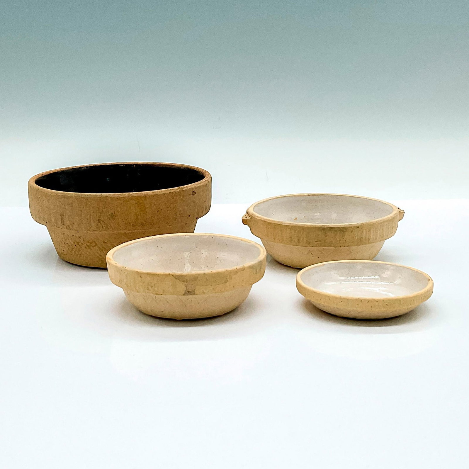 4pc Vintage Bohemian Pottery Bowls (1 of 3)