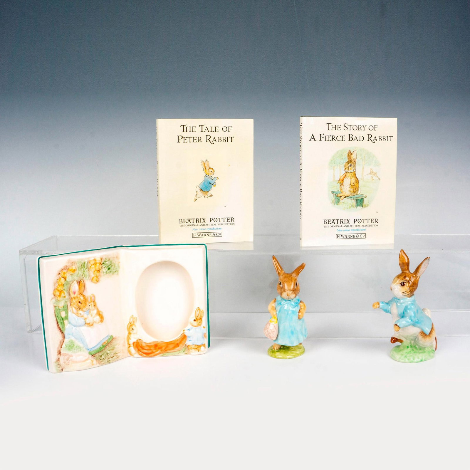 4pc Beatrix Potter Peter Rabbit Figurines, Books, and Frame (1 of 3)