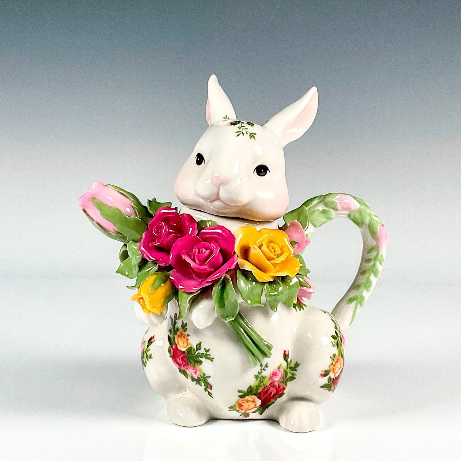 Royal Albert Bunny Teapot, Old Country Roses (1 of 4)