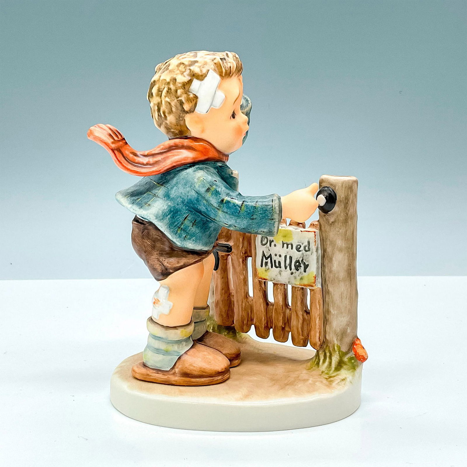 Goebel Hummel Porcelain Figurine, An Emergency HUM436 (1 of 3)