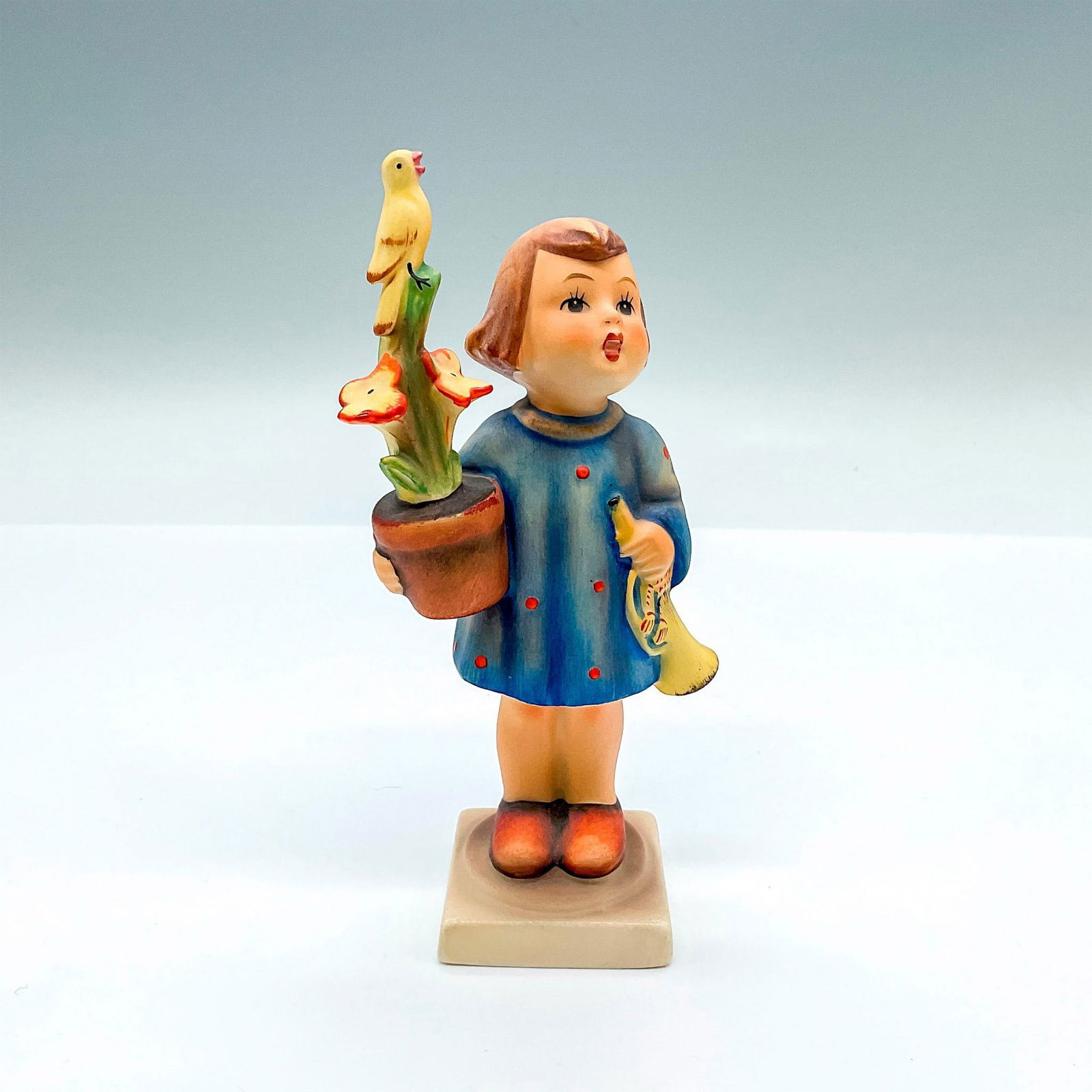 Goebel Hummel Porcelain Figurine, Congratulations HUM 17 (1 of 3)