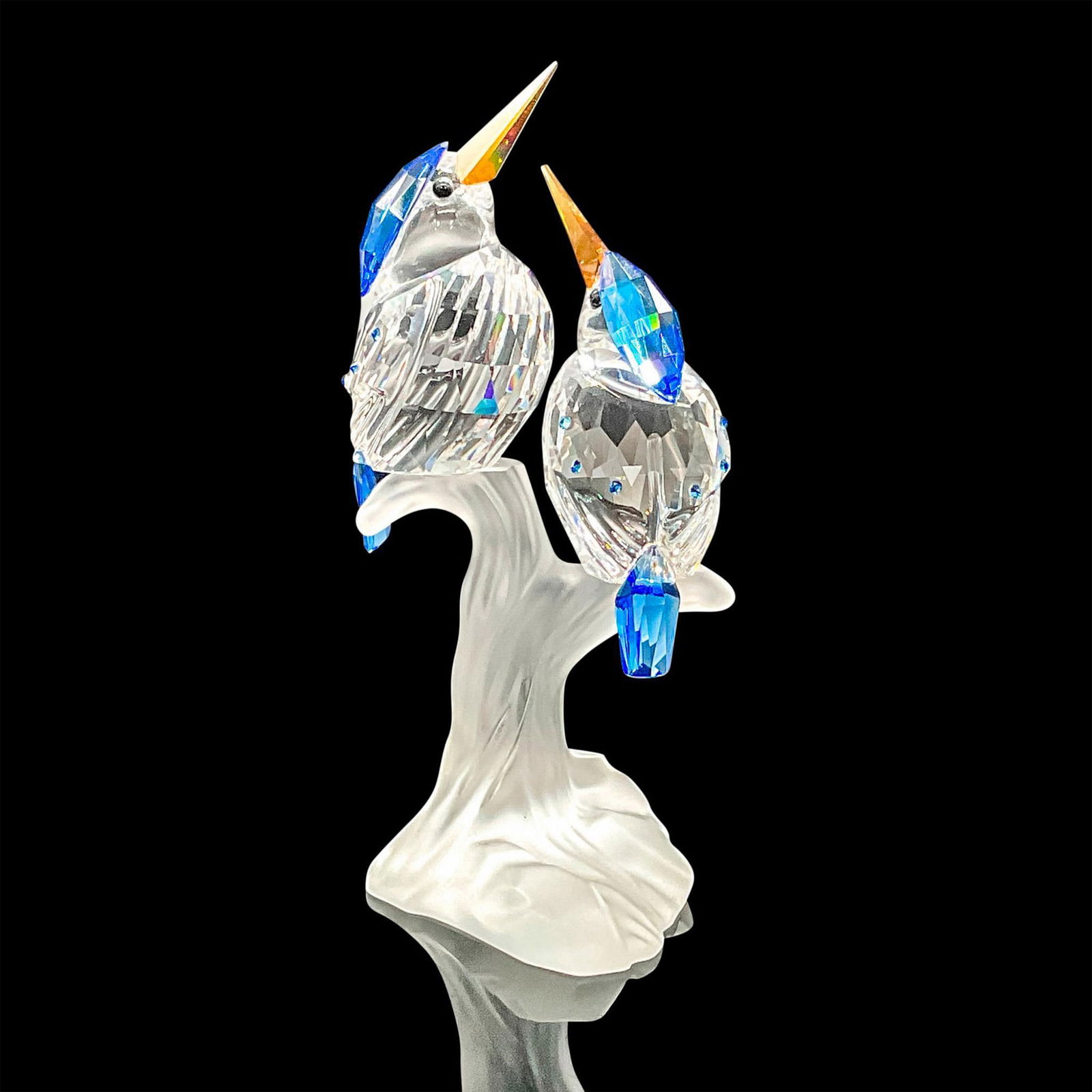 Swarovski Crystal Figurine, Malachite Kingfishers: This Malachite Kingfishers was designed for the Feathered Beauties theme group. The two birds have faceted clear crystal bodies and stunning Sapphire crystal hoods, tails, and accent crystals on the b