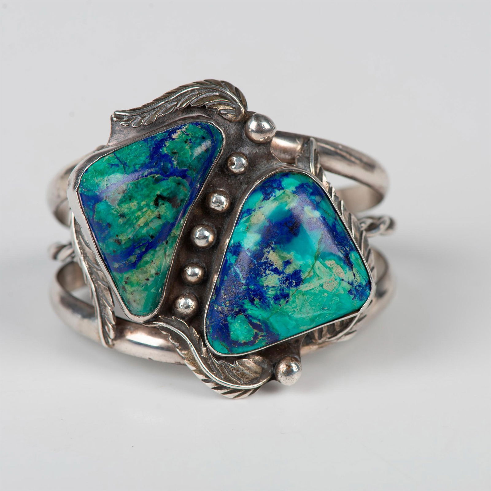 Southwest Native American Sterling Silver & Azurite Bracelet (1 of 7)
