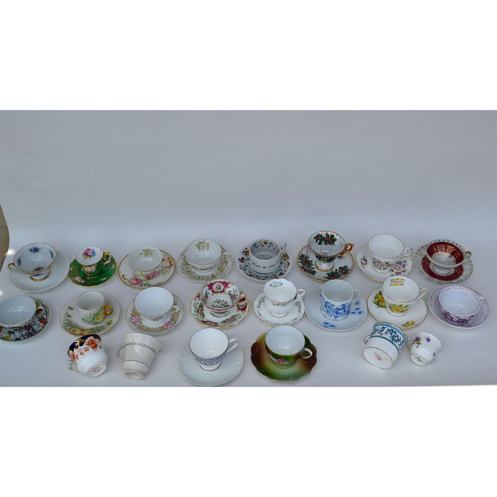 Group Of Fine China Cups And Saucers, 40 Pcs (1 of 6)