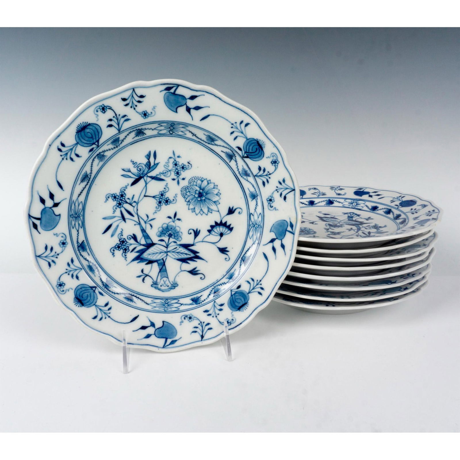 9pc Meissen Porcelain Dinner Plate, Blue Onion (1 of 2)