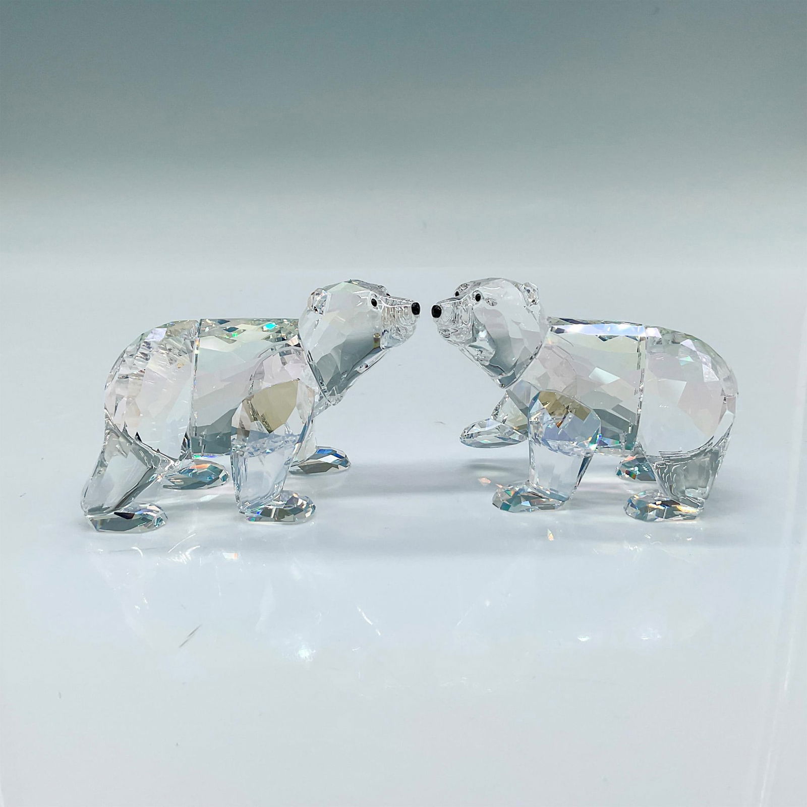 Swarovski Crystal Figurines, Polar Bears Moonlight (1 of 3)