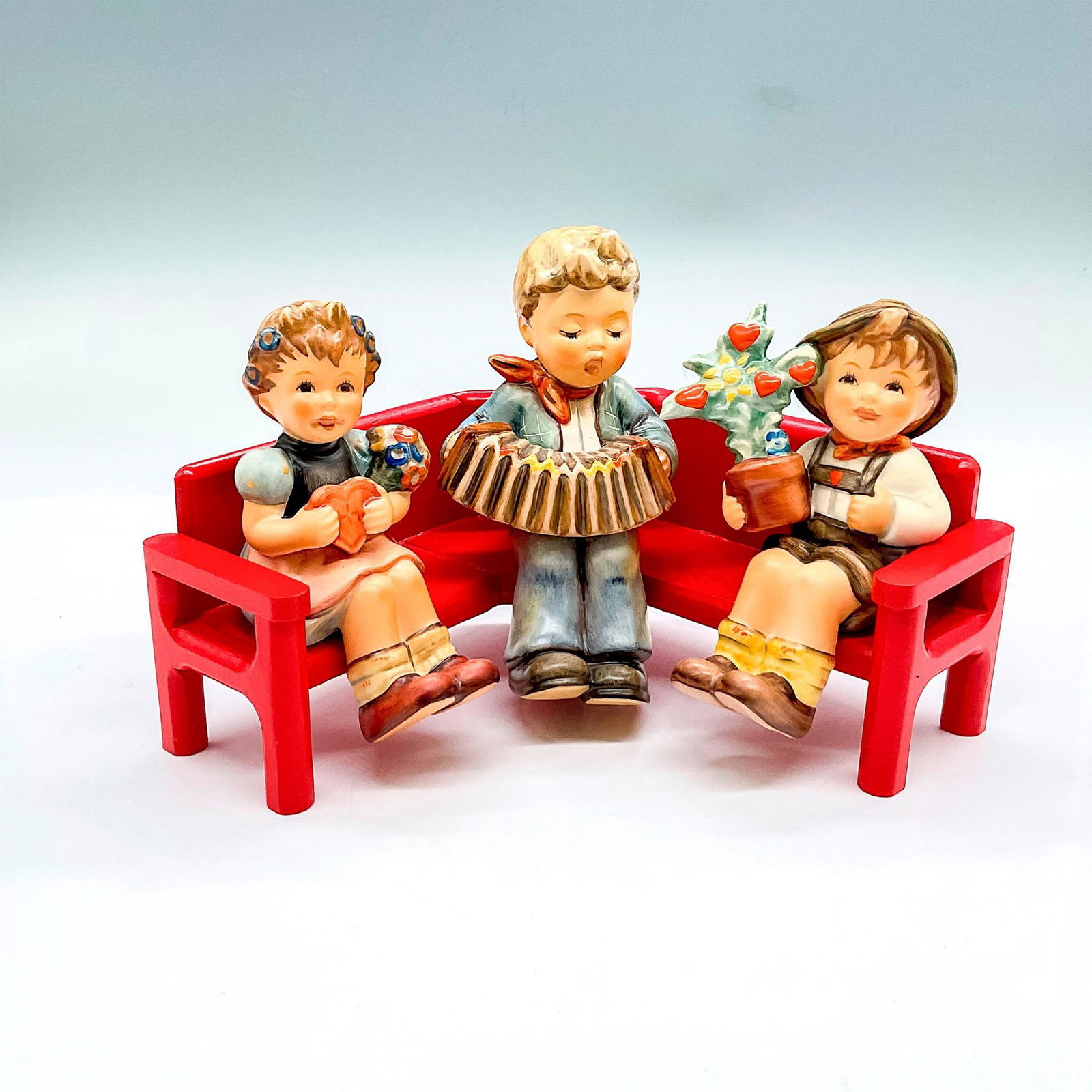 4pc Goebel Hummel Porcelain Figurines, Seated (1 of 3)