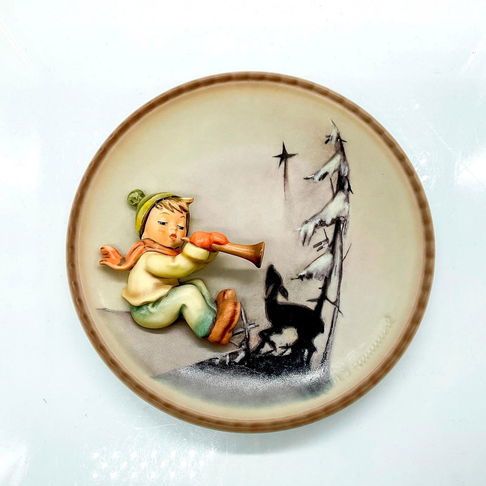Goebel Hummel Porcelain Decorative Plate, Winter (1 of 2)