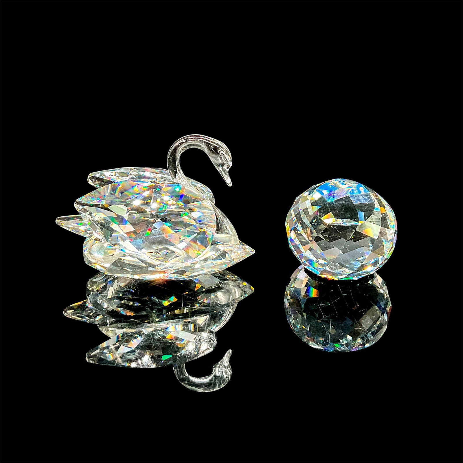 2pc Swarovski Crystal Swan Figurine and Paperweight (1 of 4)